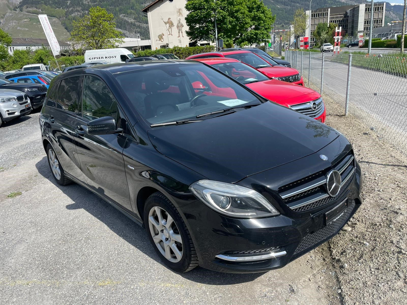 MERCEDES-BENZ B 200 CDI