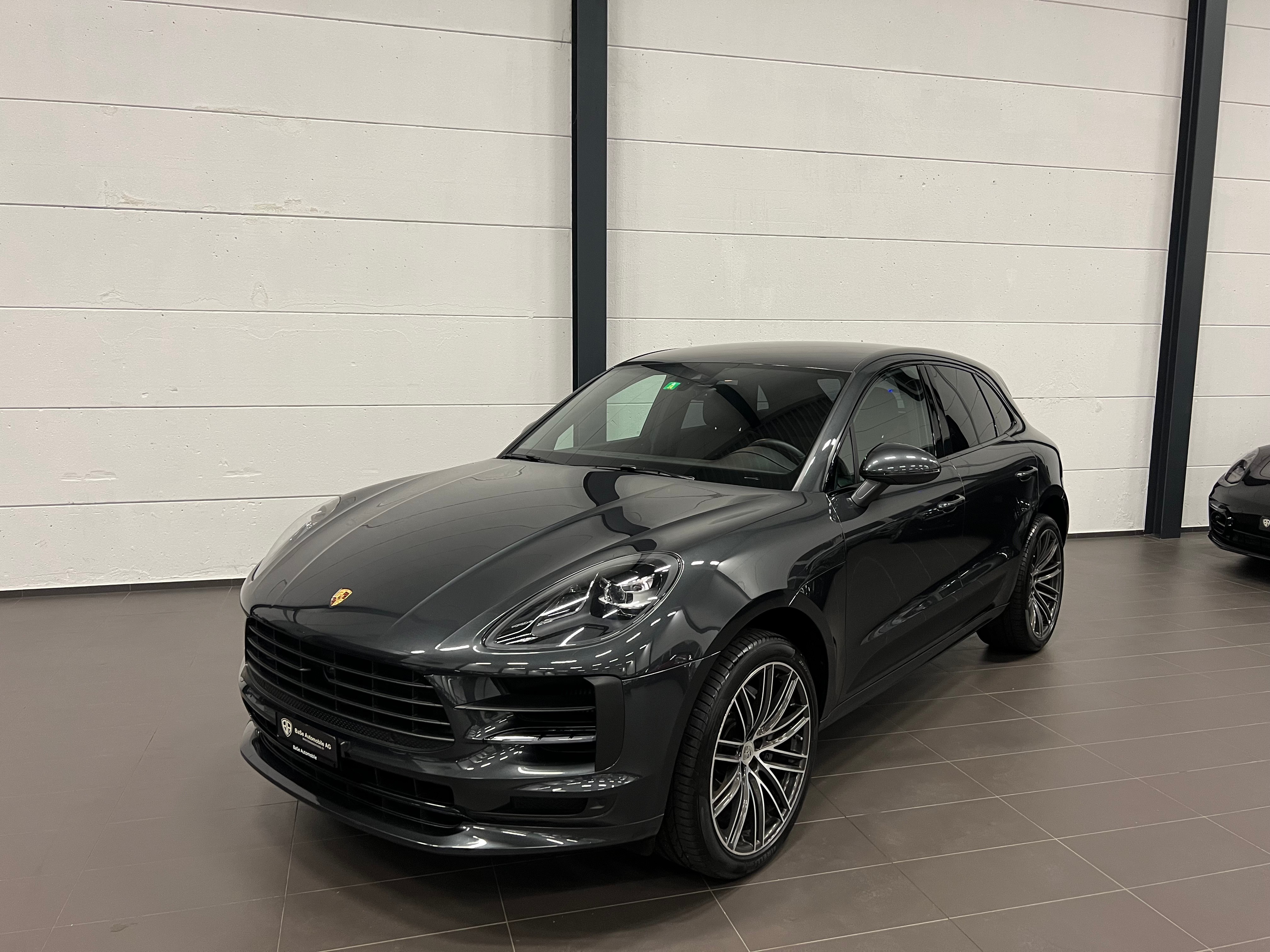 PORSCHE Macan S PDK