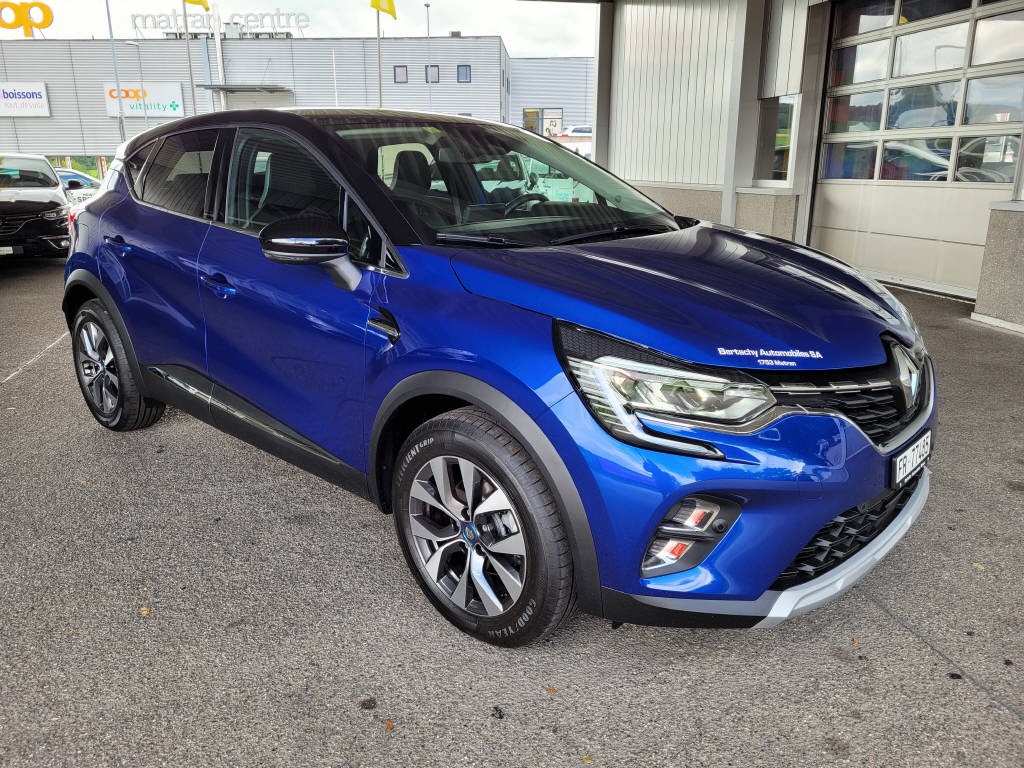 RENAULT Captur 1.6 E-Tech Plug-in Intens