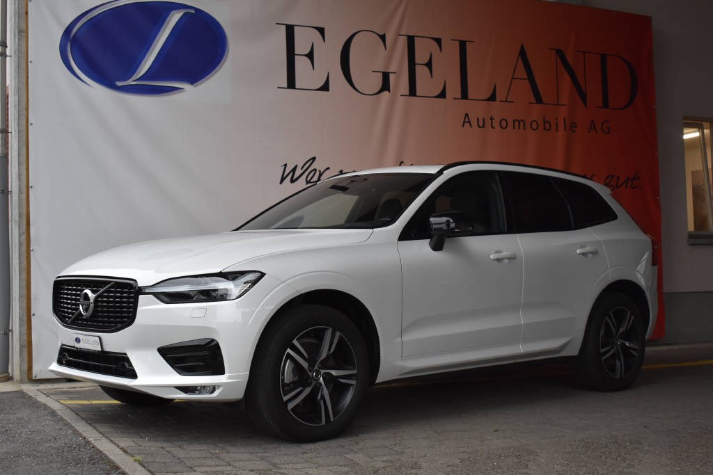 VOLVO XC60 2.0 B5 MH R-Design AWD