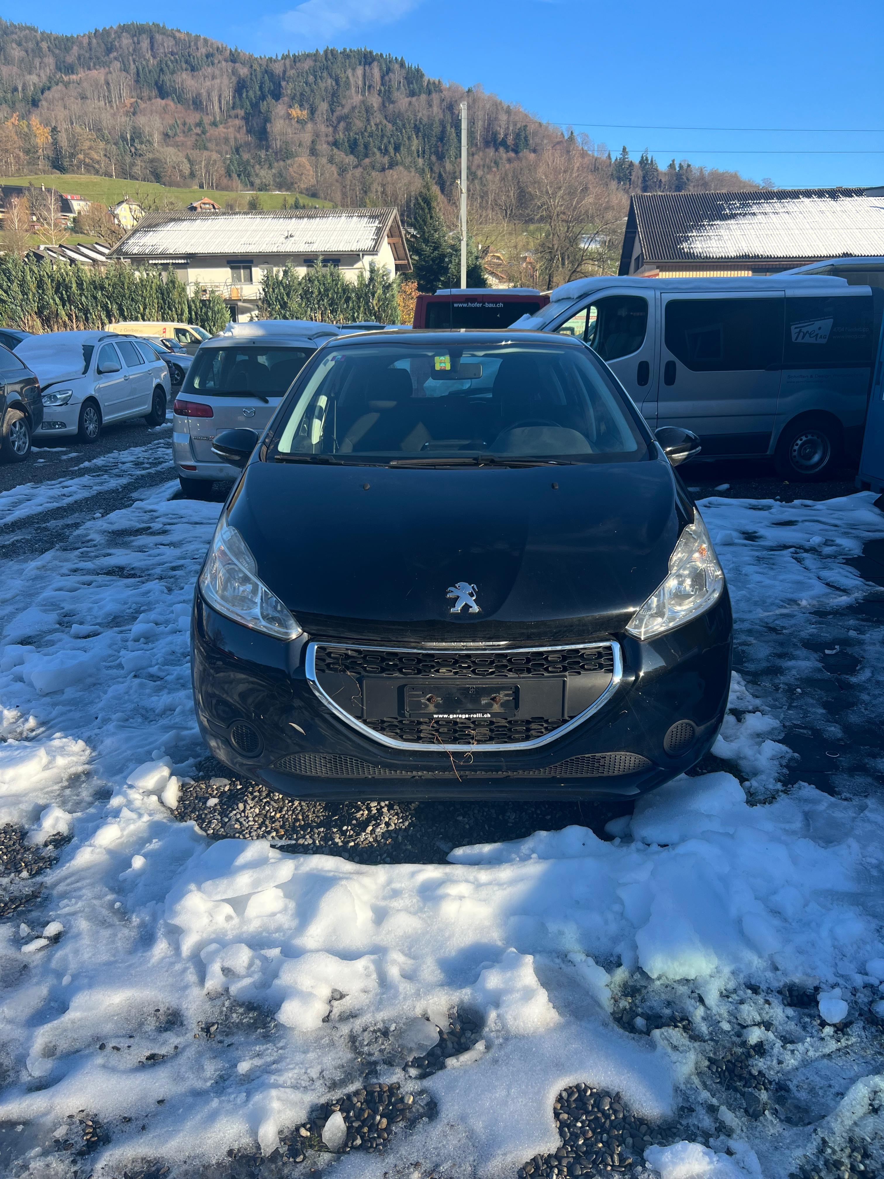 PEUGEOT 208 1.2 VTI Style