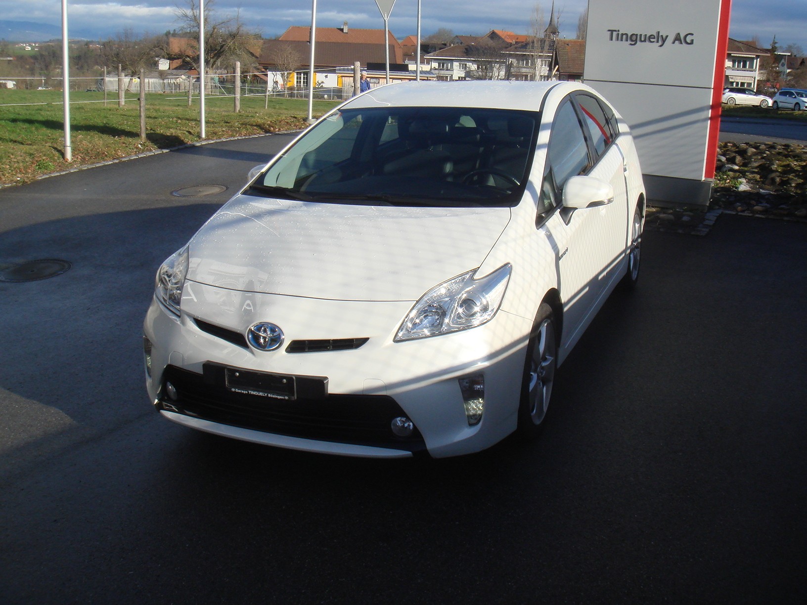 TOYOTA Prius 1.8 16V HSD Sol