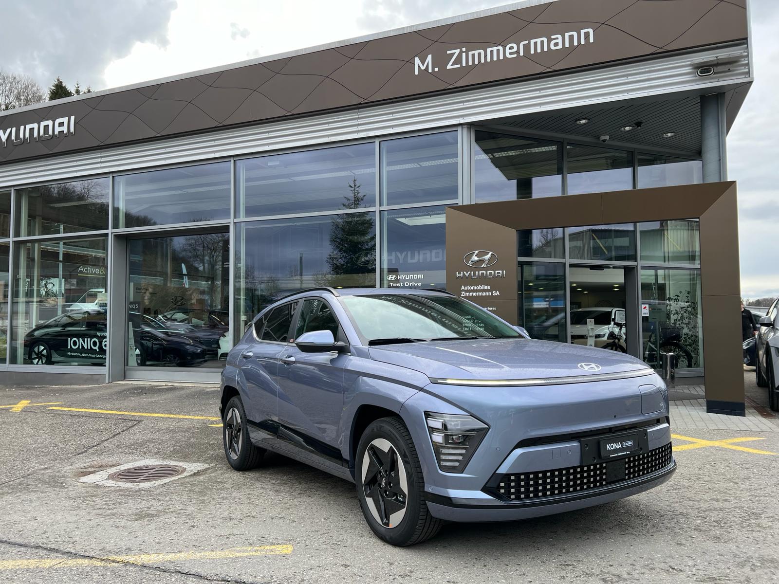 HYUNDAI Kona EV 65.4 kWh Amplia