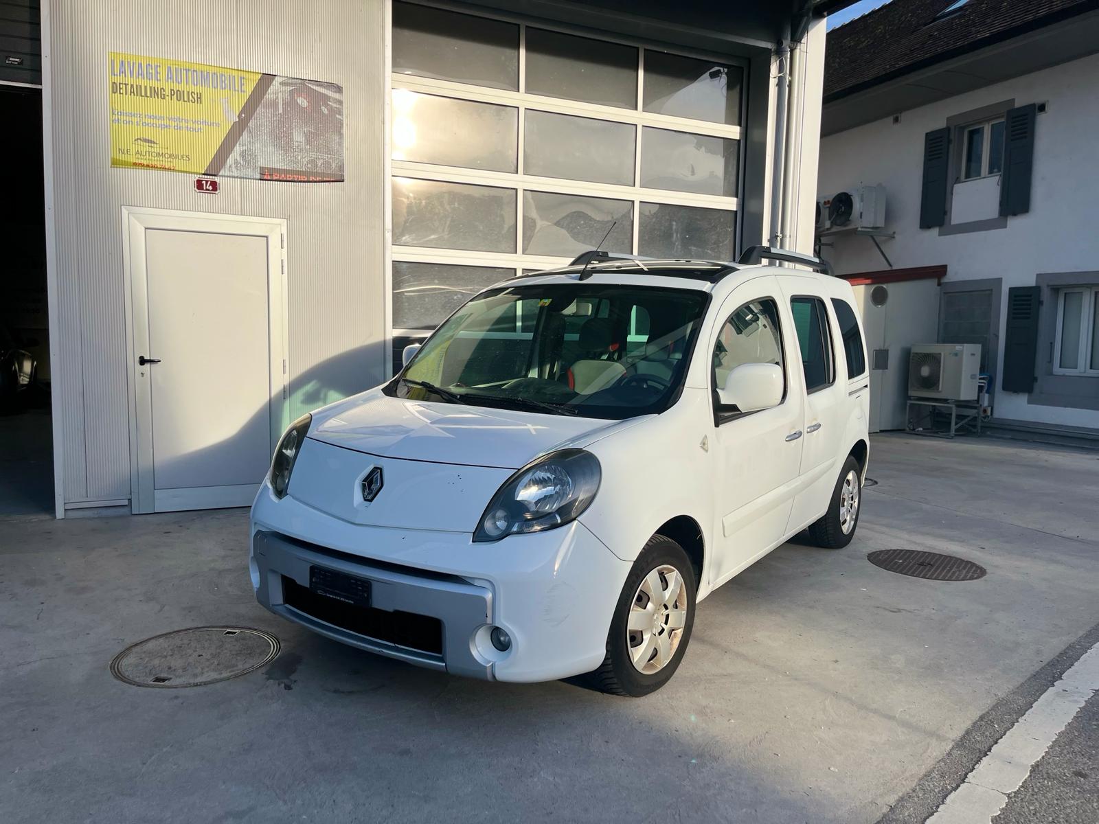 RENAULT Kangoo 1.6 16V Happy Family