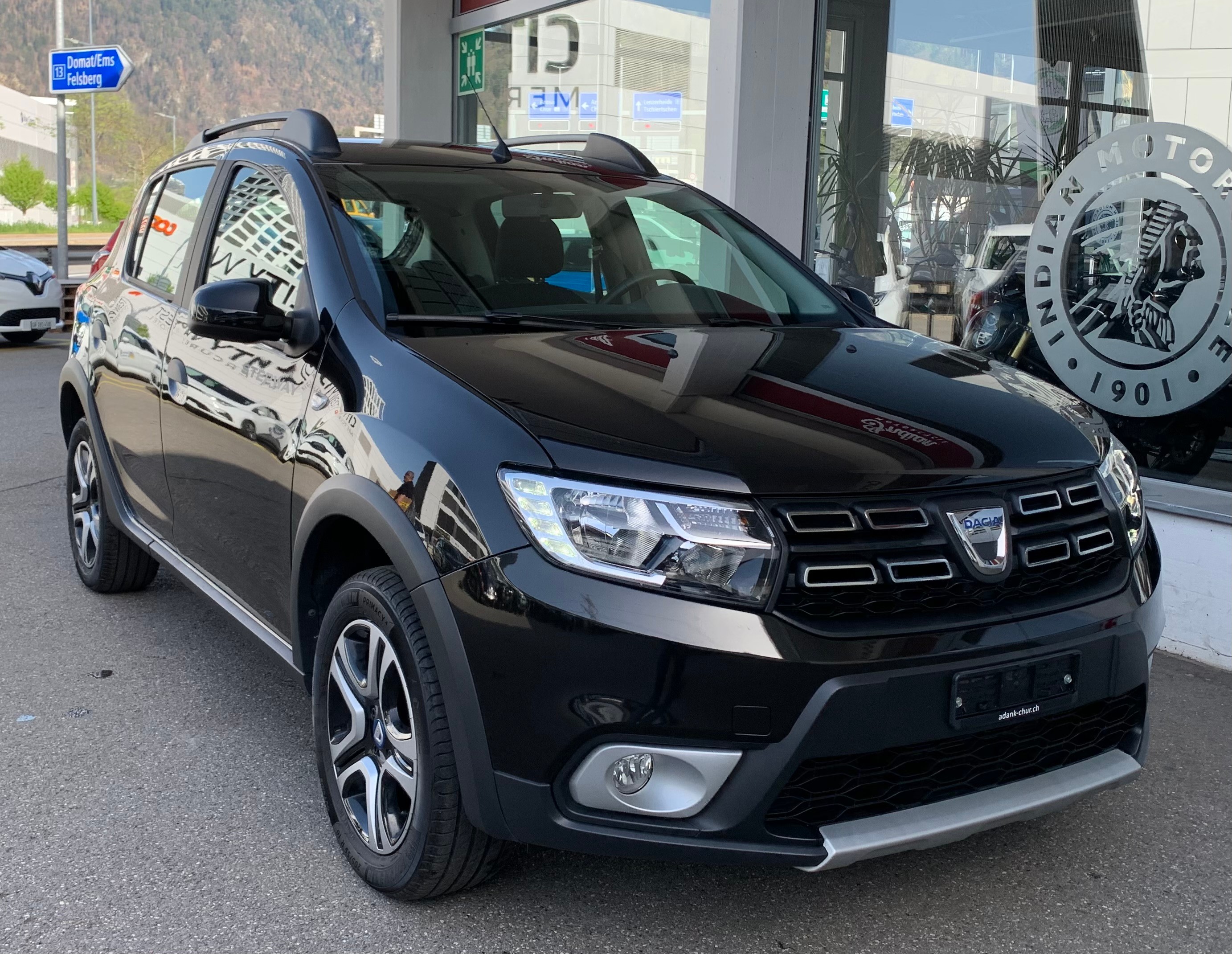 DACIA Sandero Stepway TCe 90 Celebration