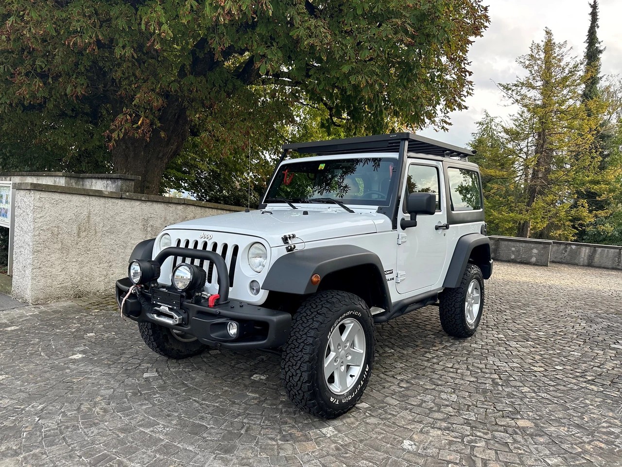 JEEP Wrangler 2.8 CRD Sport Automatic Hardtop / Seilwinde