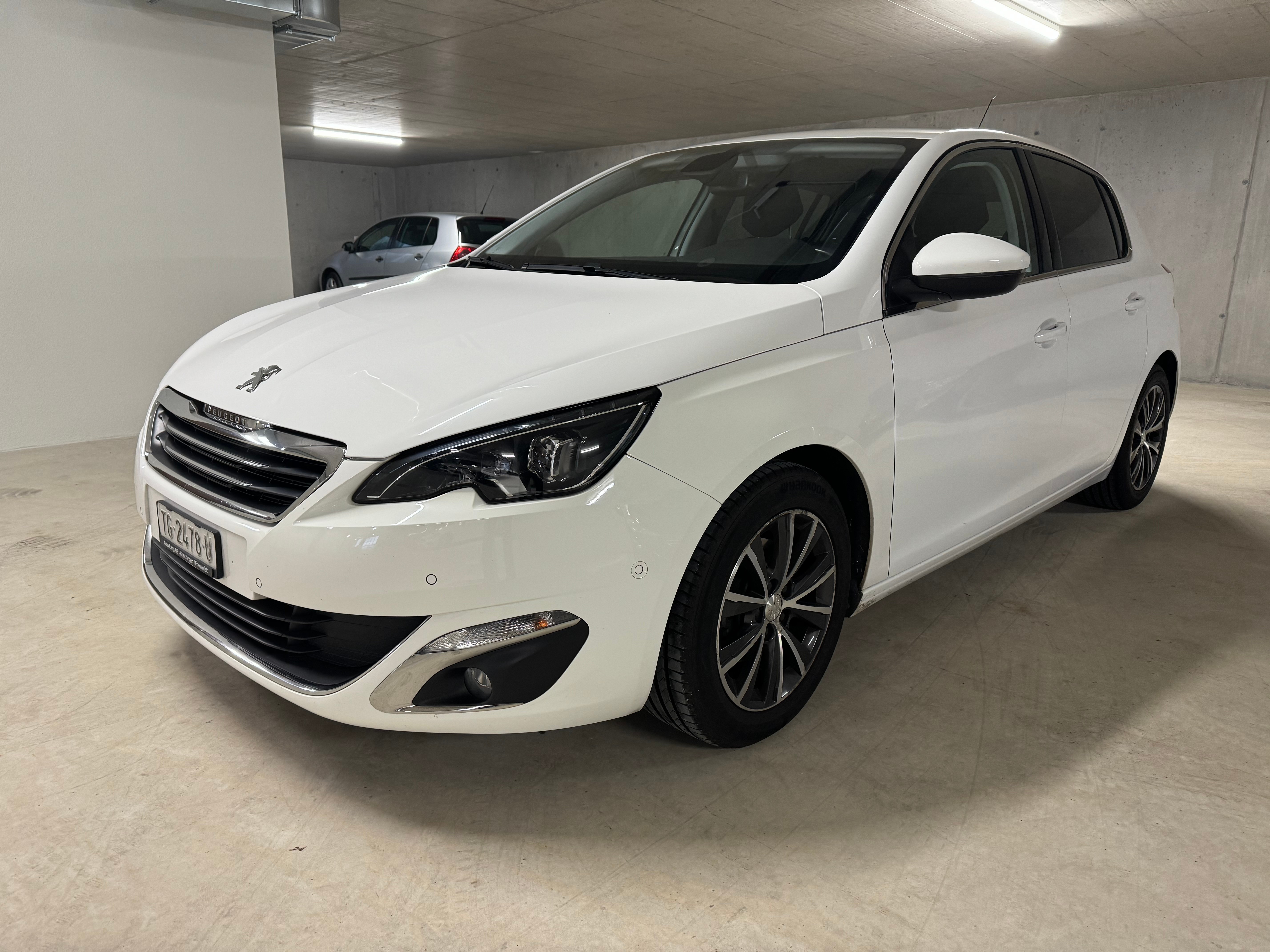 PEUGEOT 308 1.2 THP Active