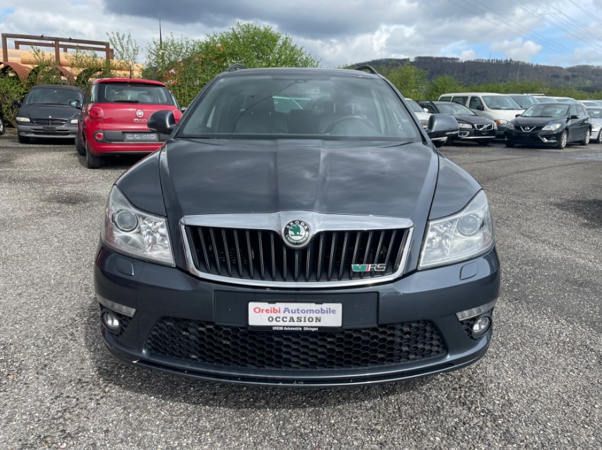 SKODA Octavia Combi 2.0 TSI RS DSG