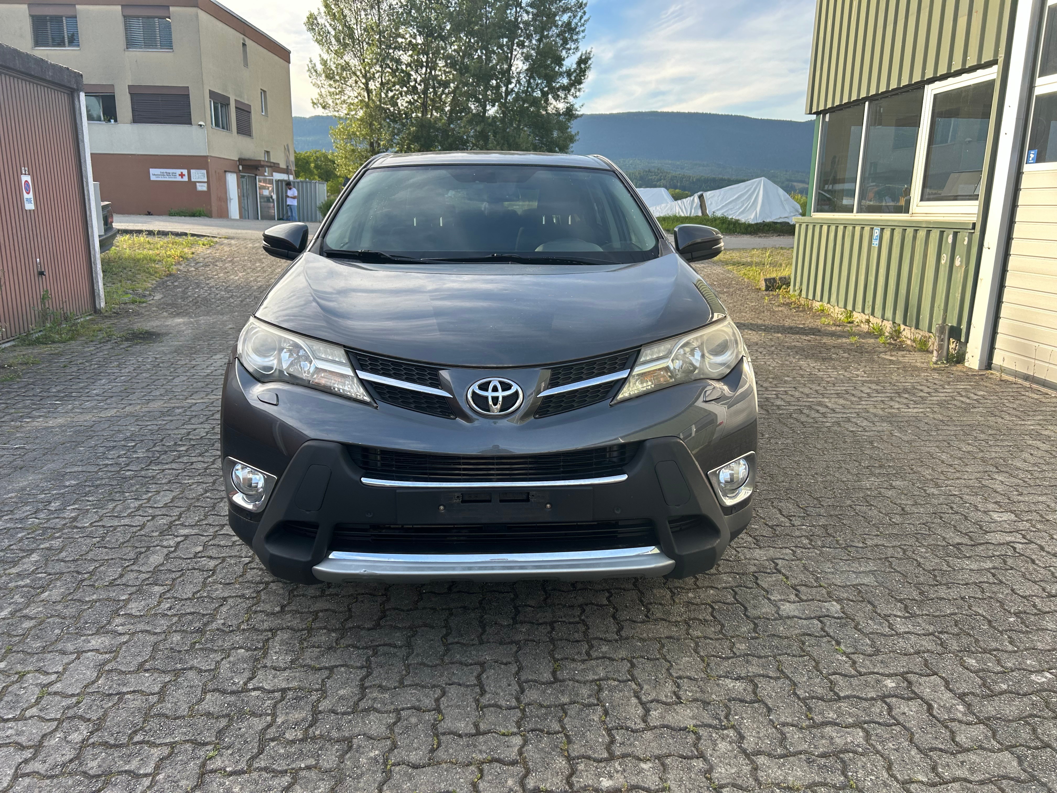 TOYOTA RAV-4 2.2D-4D Style