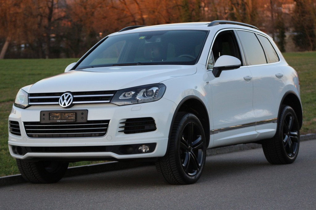 VW Touareg 3.0 TDI R-Line 245 PS