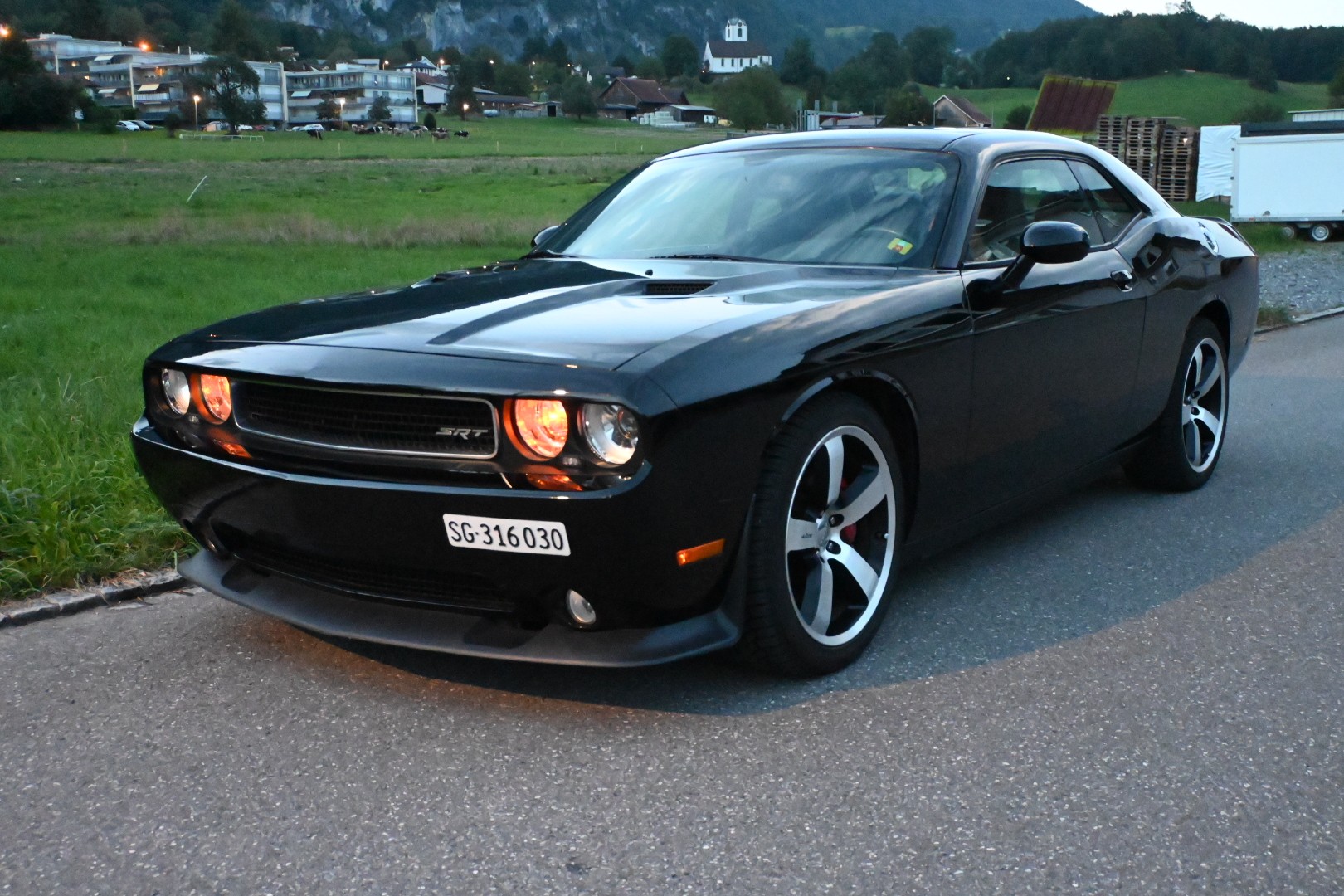 DODGE Challenger