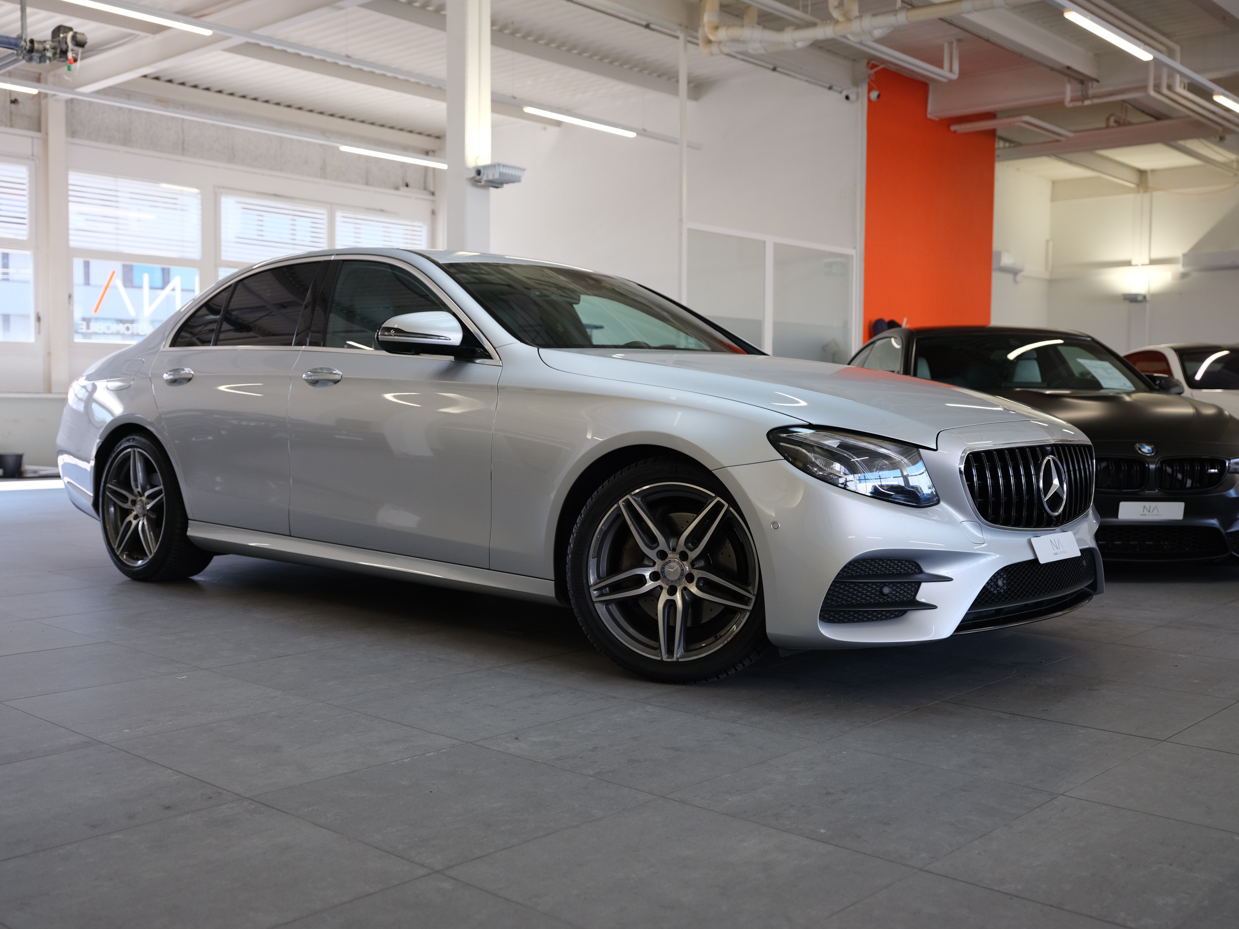 MERCEDES-BENZ E 220 d AMG Line 4Matic 9G-Tronic