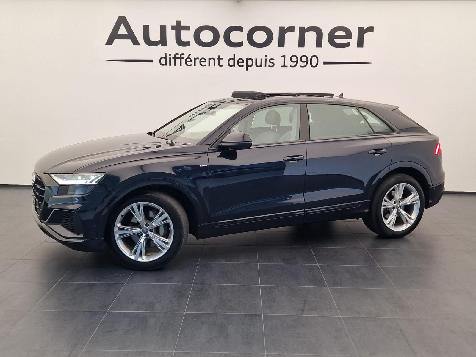 AUDI Q8 55 TFSI quattro tiptronic