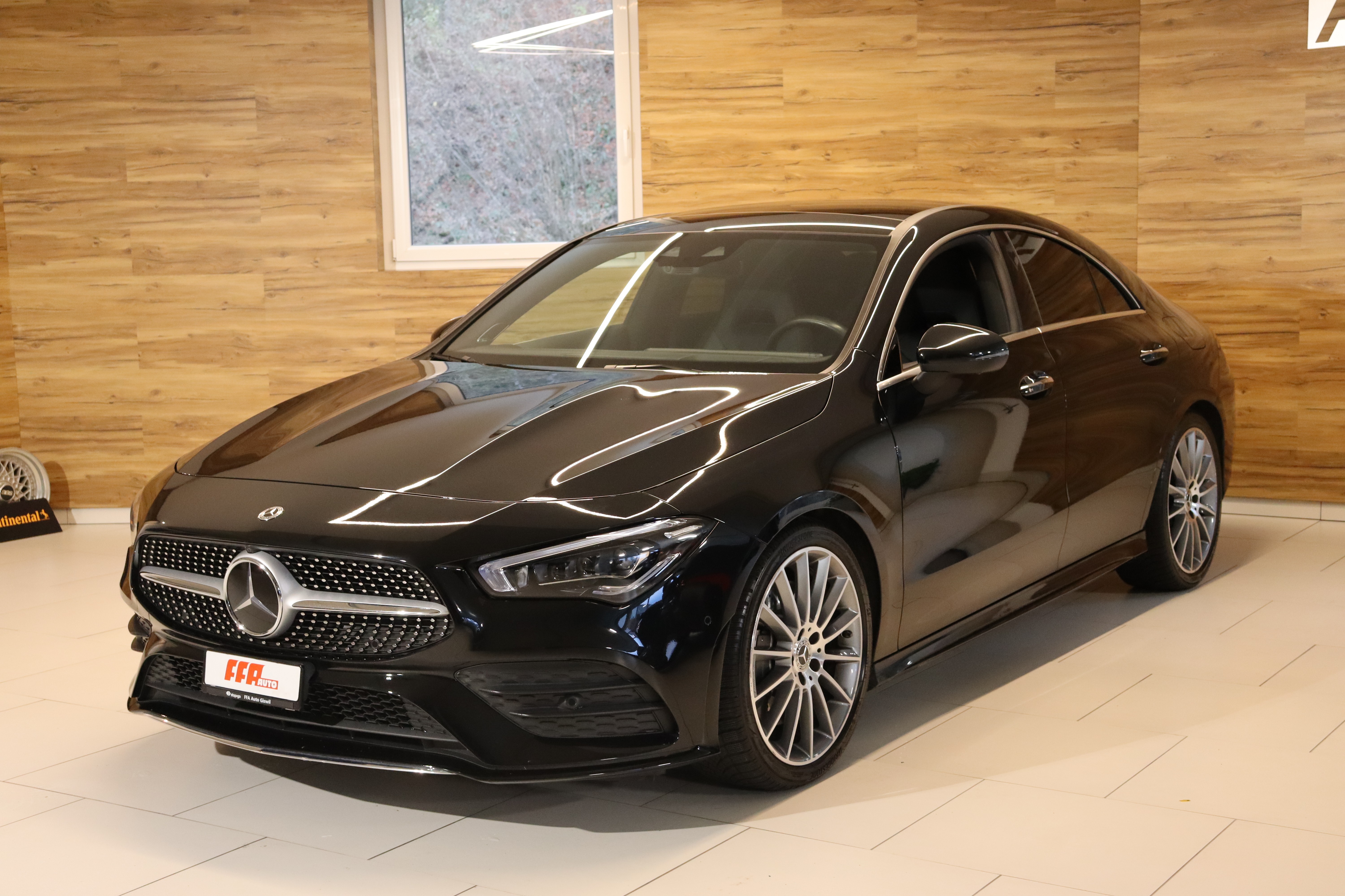 MERCEDES-BENZ CLA 250 AMG Line 4matic