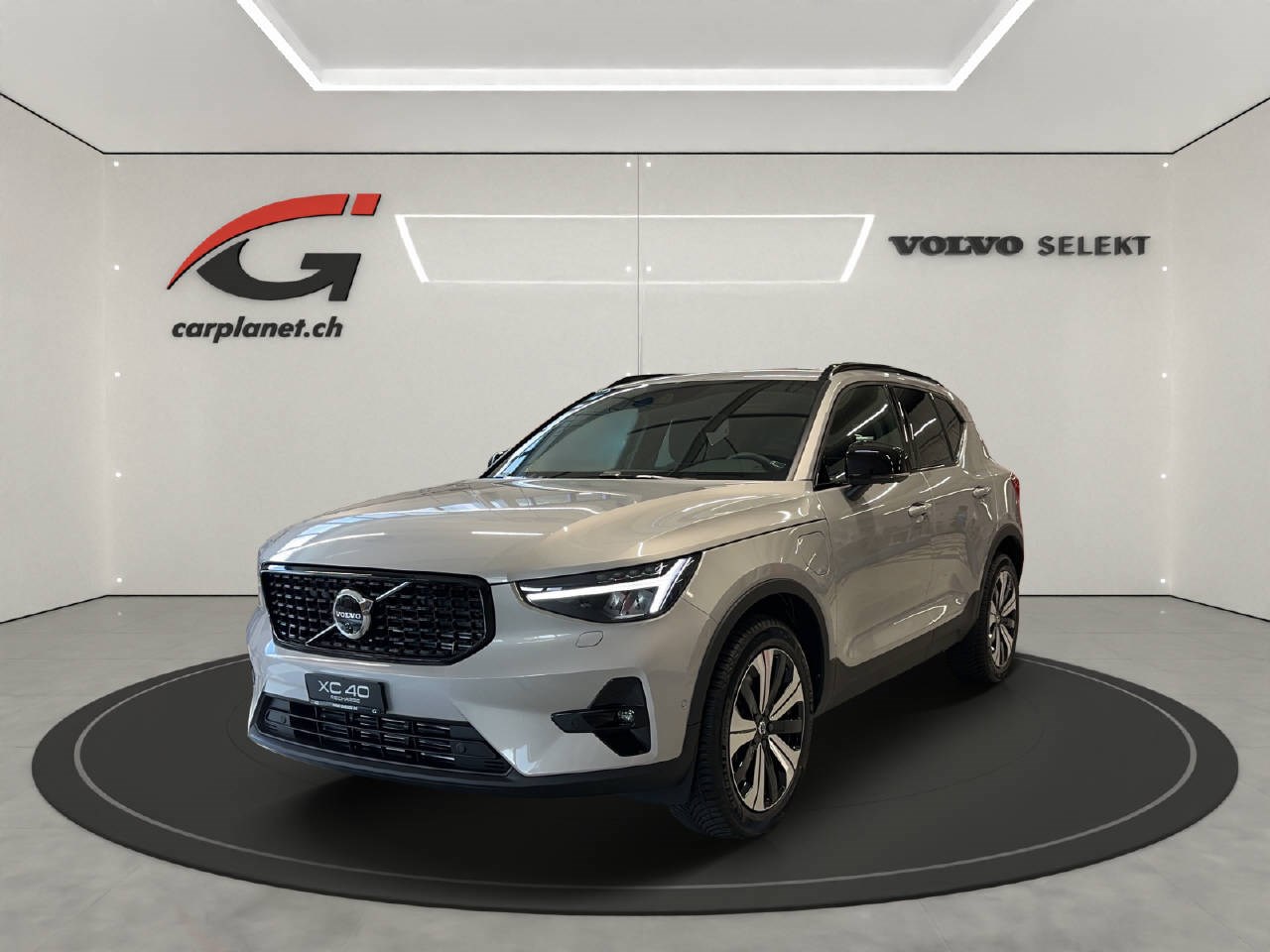 VOLVO XC40 1.5 T5 PiH Ultimate Dark