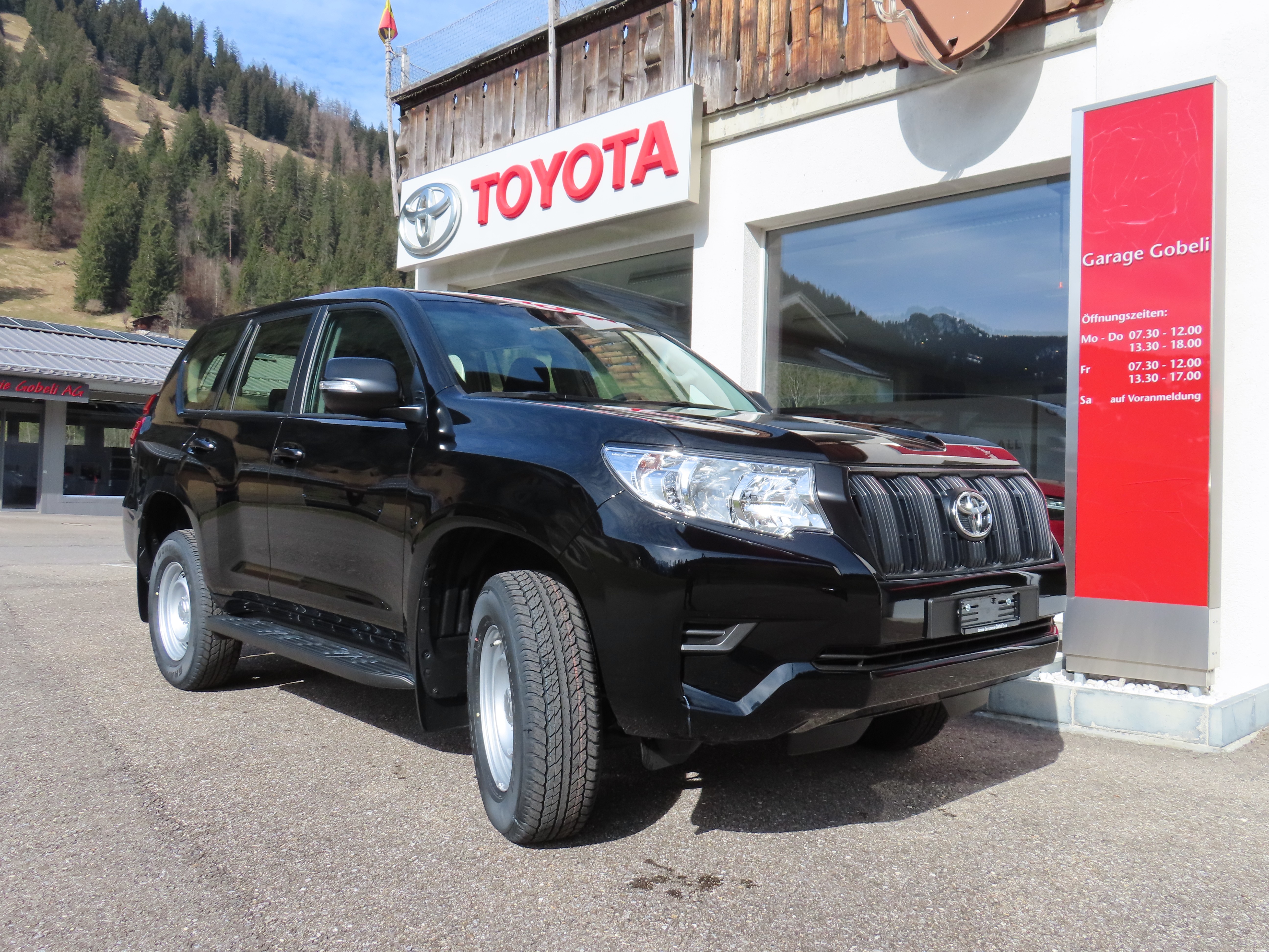 TOYOTA Land Cruiser 2.8TD Active Automat