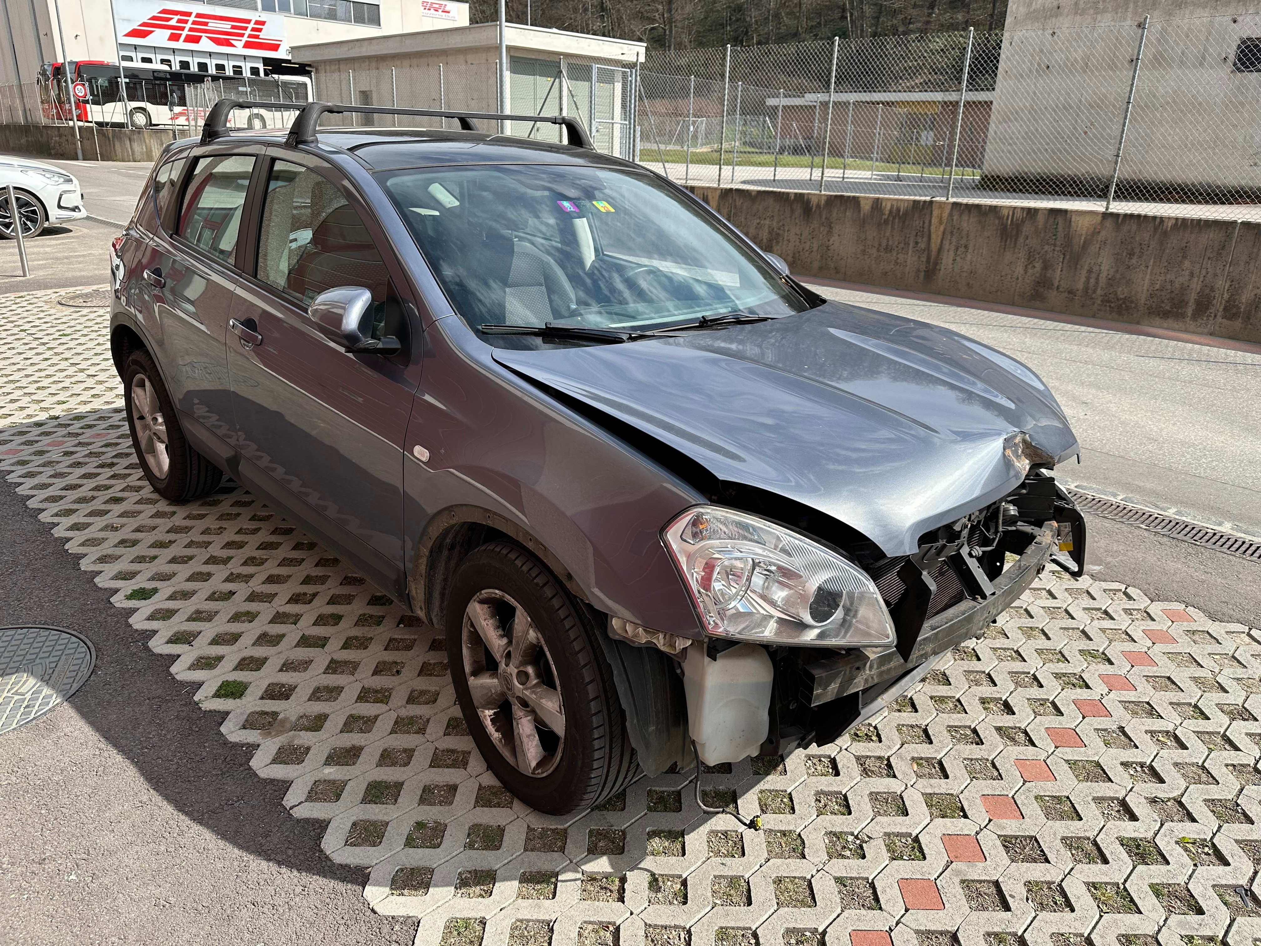 NISSAN Qashqai 2.0 acenta