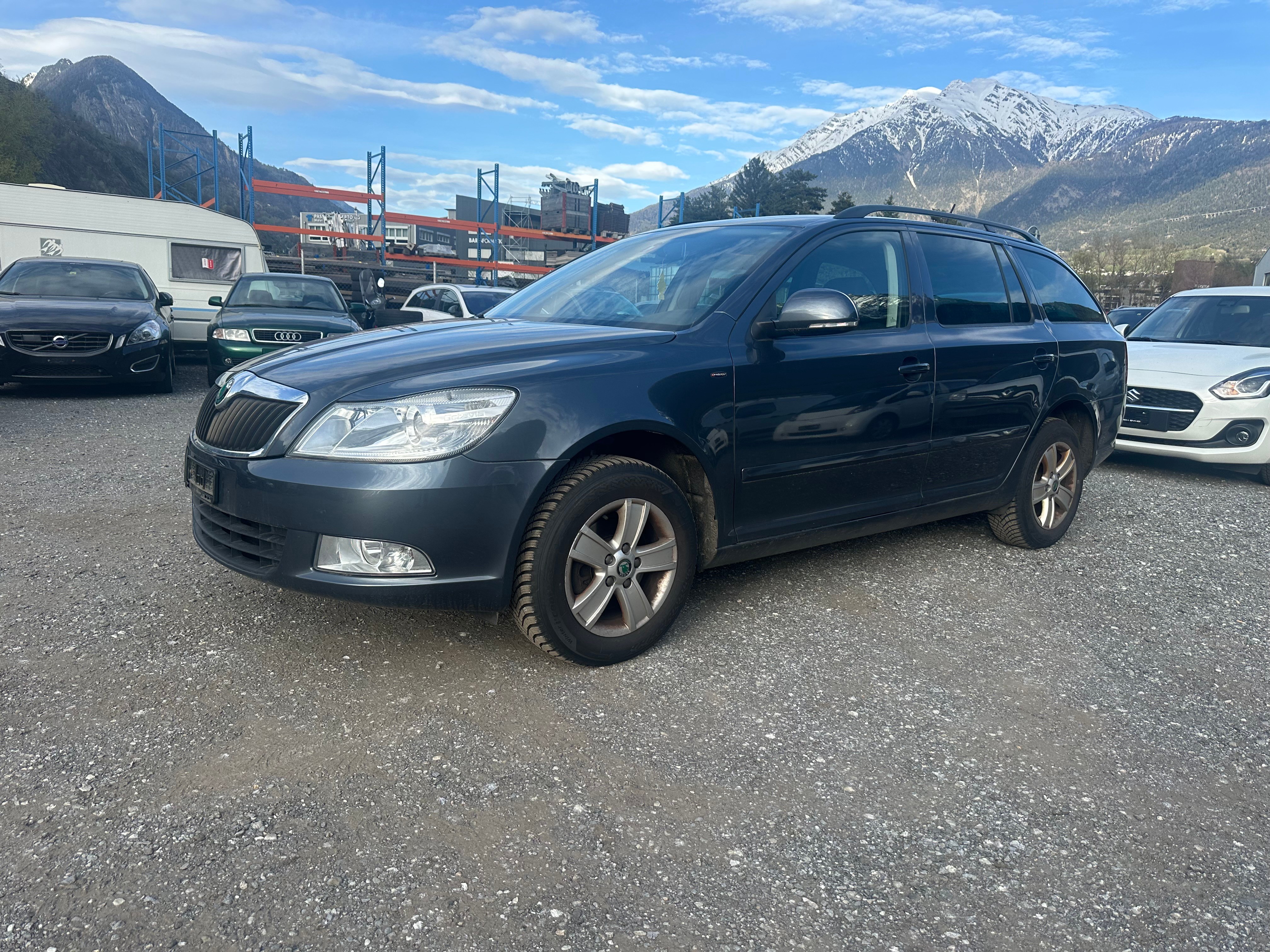 SKODA Octavia Combi 1.8 TSI Stöckli 4x4