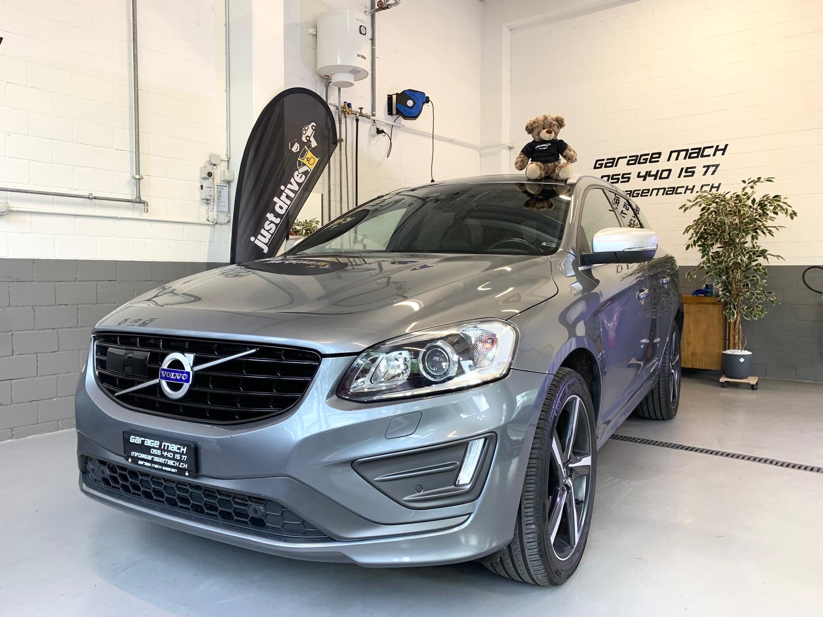 VOLVO XC60 D5 AWD Momentum R-Design Geartronic