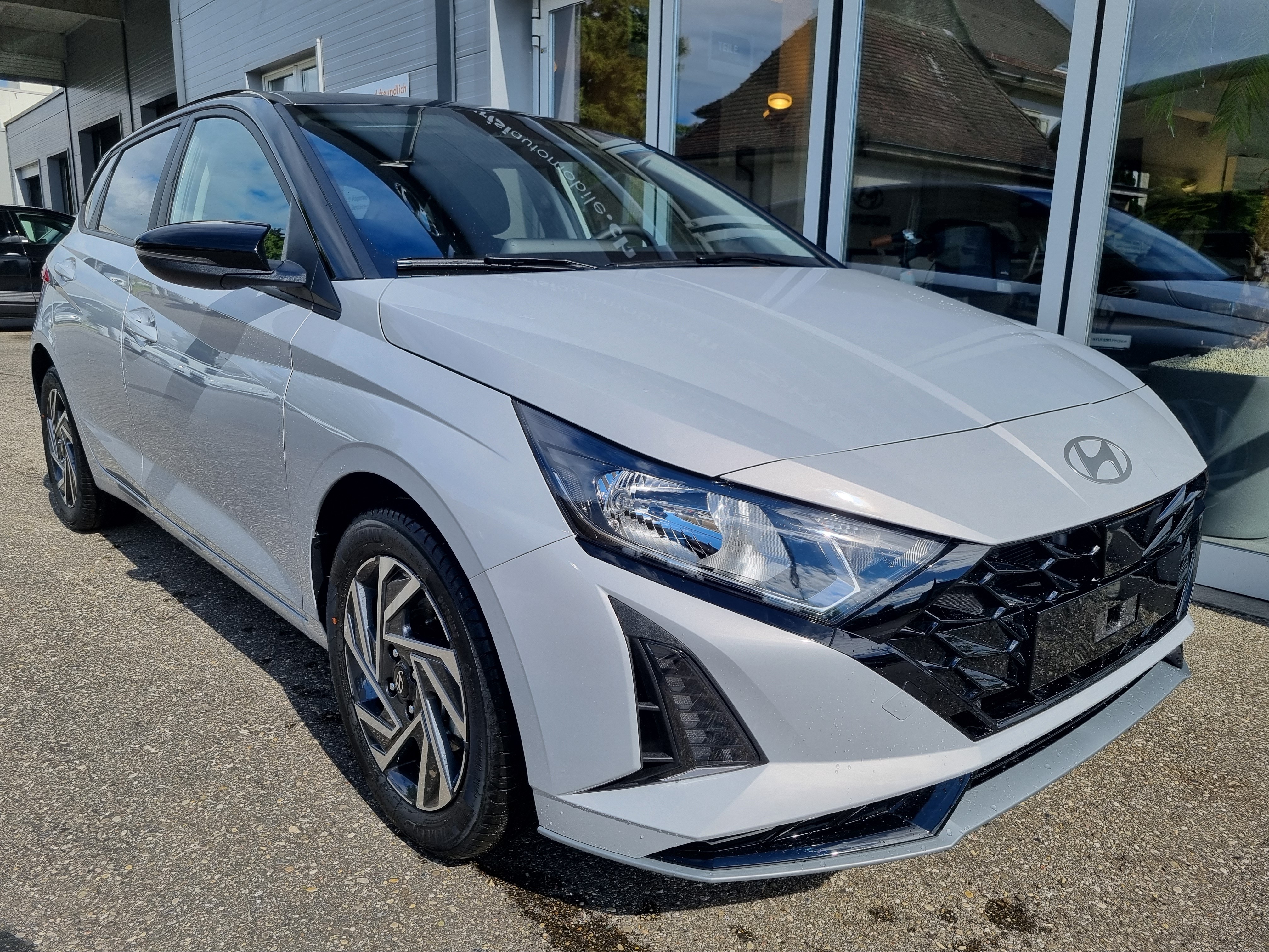 HYUNDAI i20 1.0 T-GDi Amplia DCT