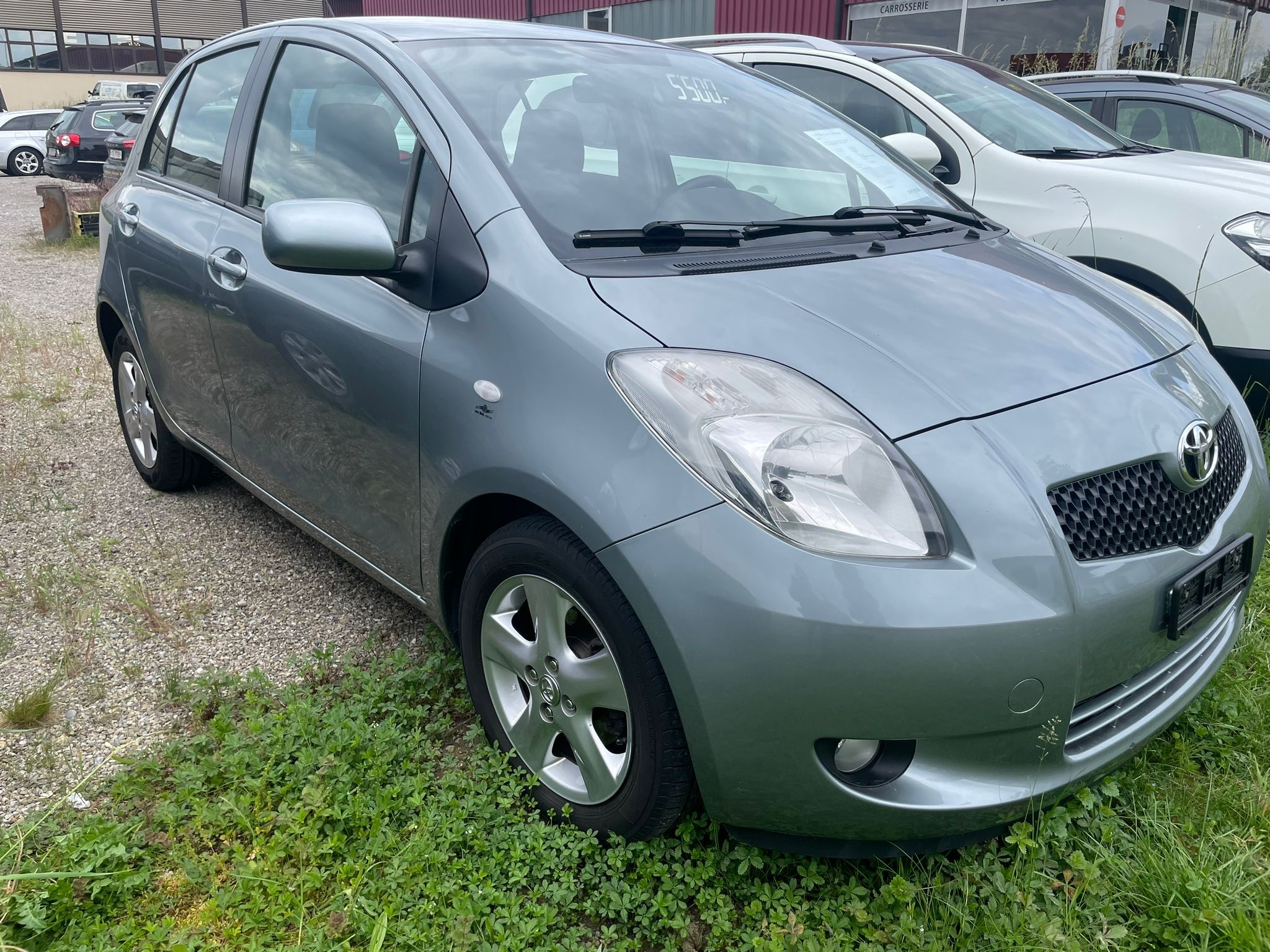 TOYOTA Yaris 1.3 Linea Luna