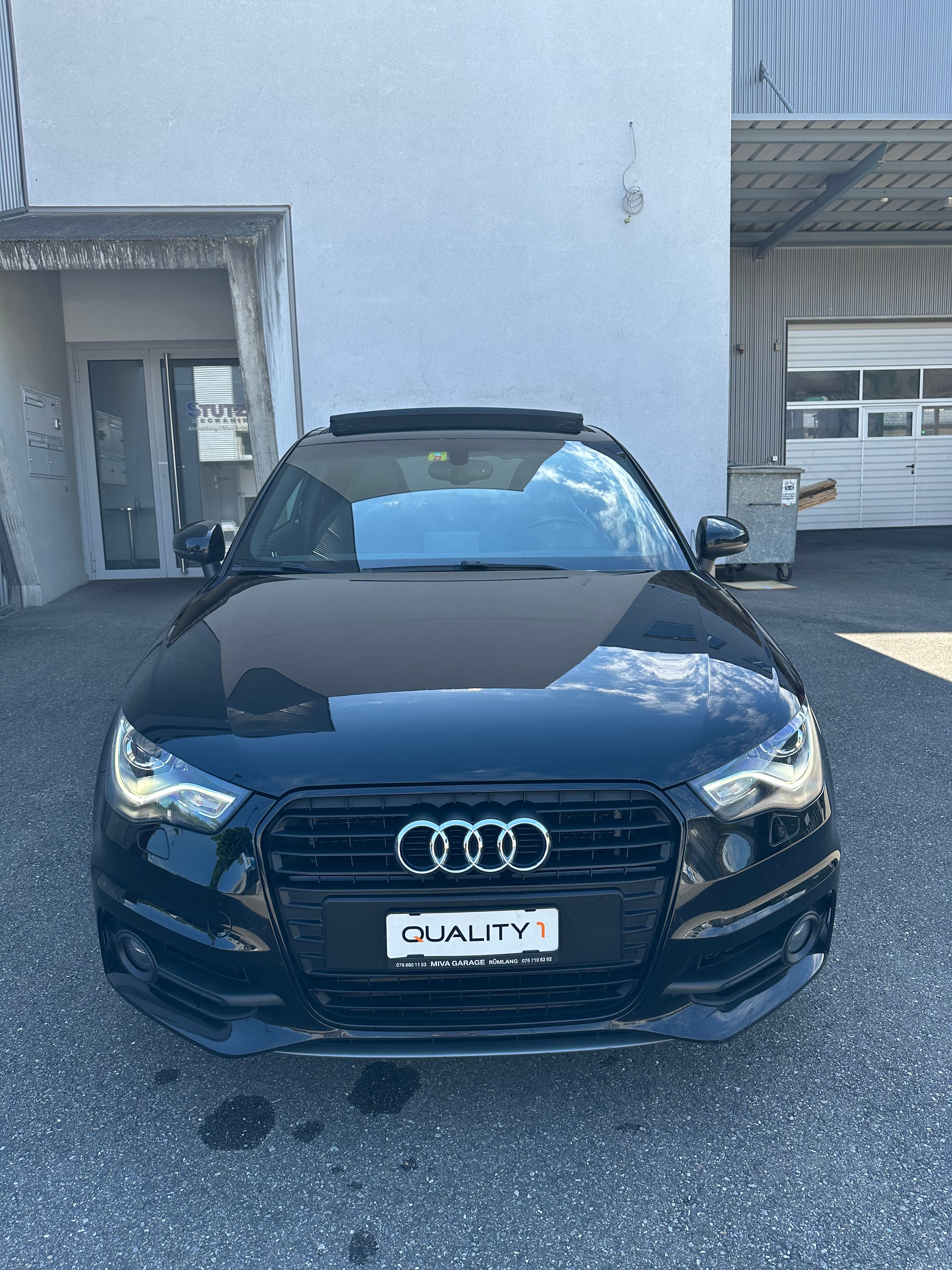 AUDI A1 Sport 1.4 TFSI S-Line S-tronic Pano