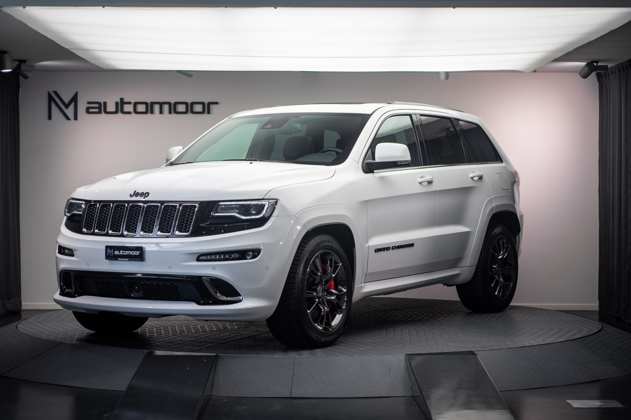 JEEP Grand Cherokee 6.4 V8 HEMI SRT8 Automatic