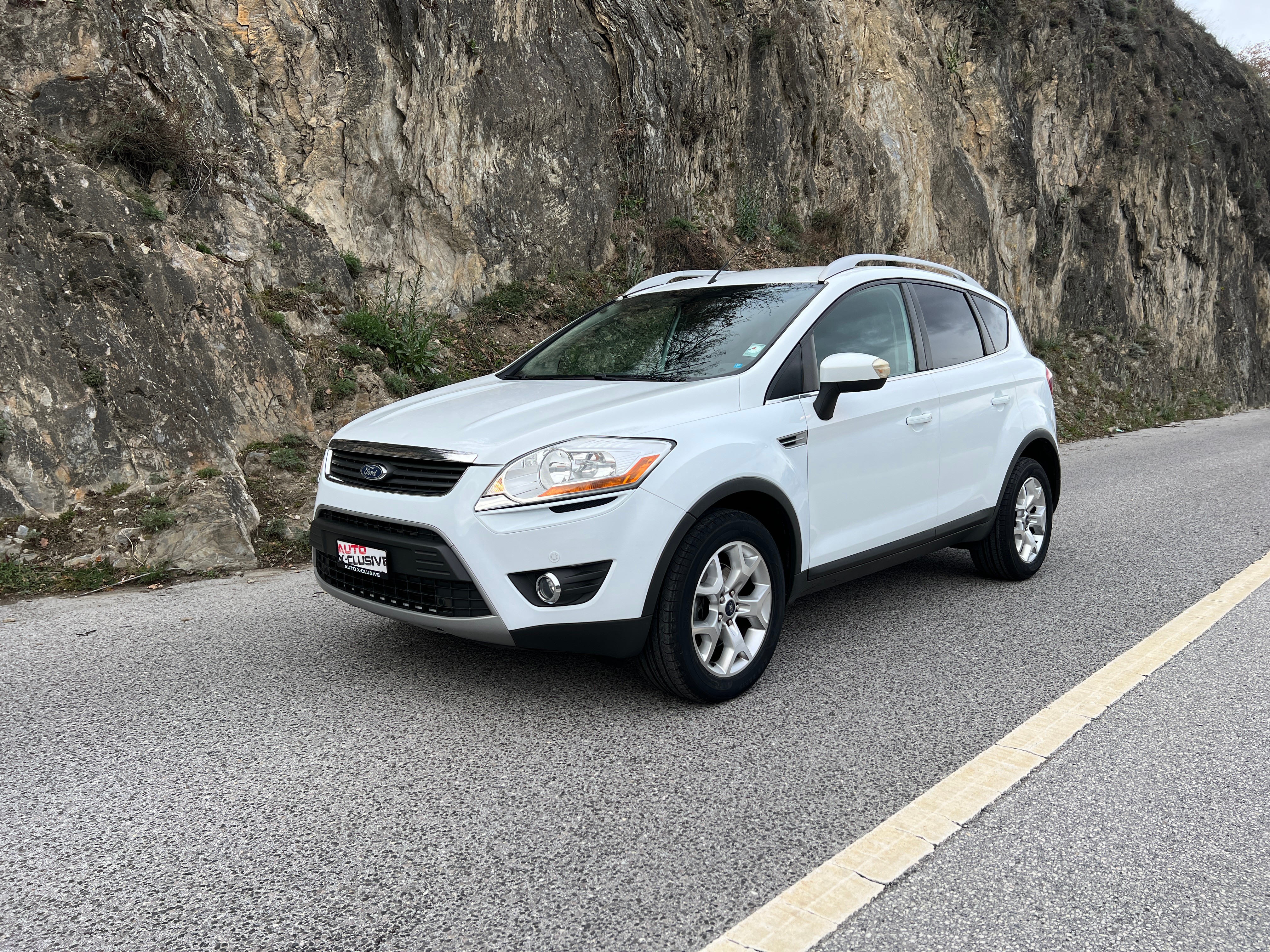 FORD Kuga 2.5 Turbo Carving 4WD Automatic