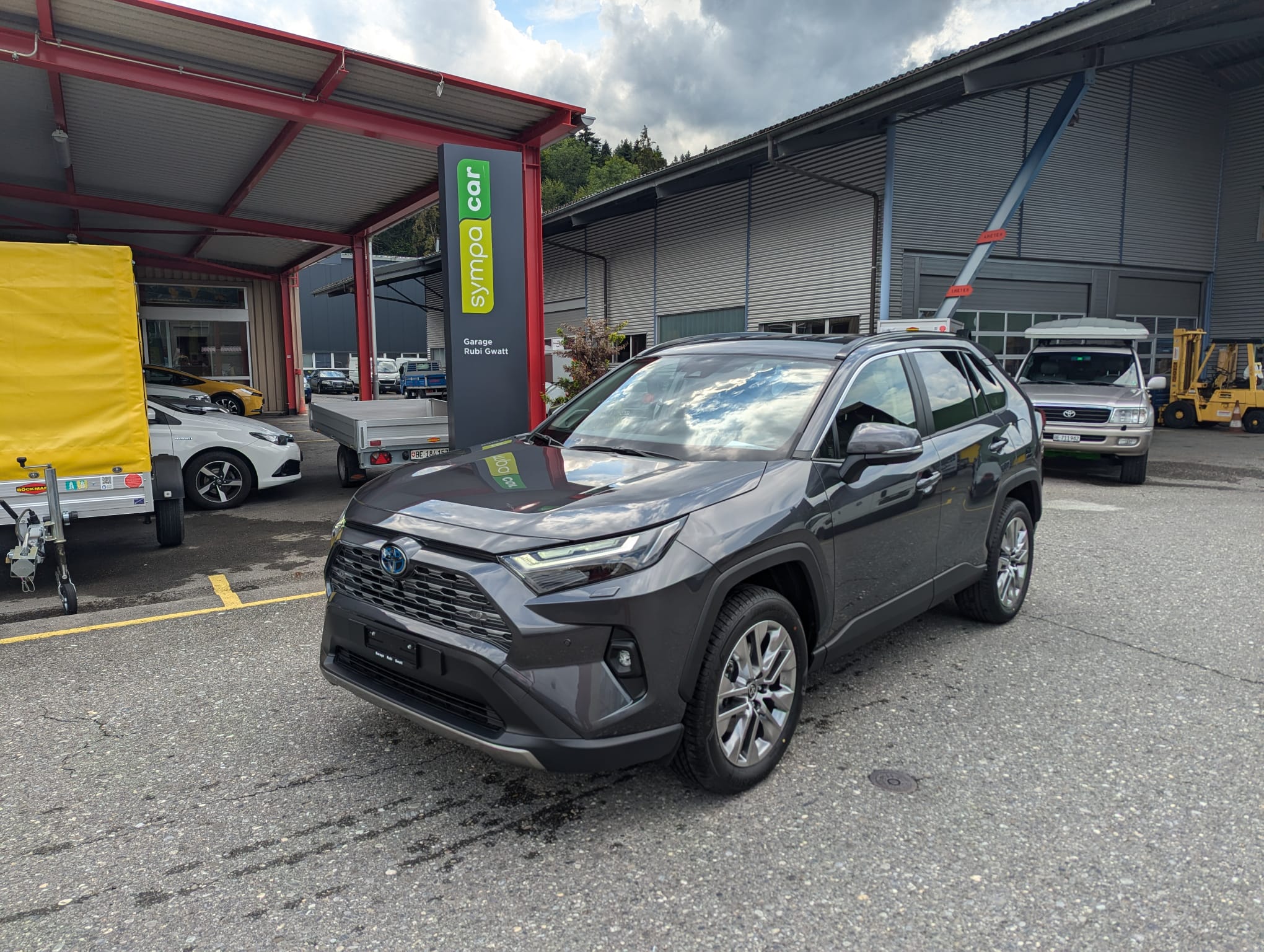 TOYOTA RAV-4 2.5 HSD Premium e-CVT 4WD