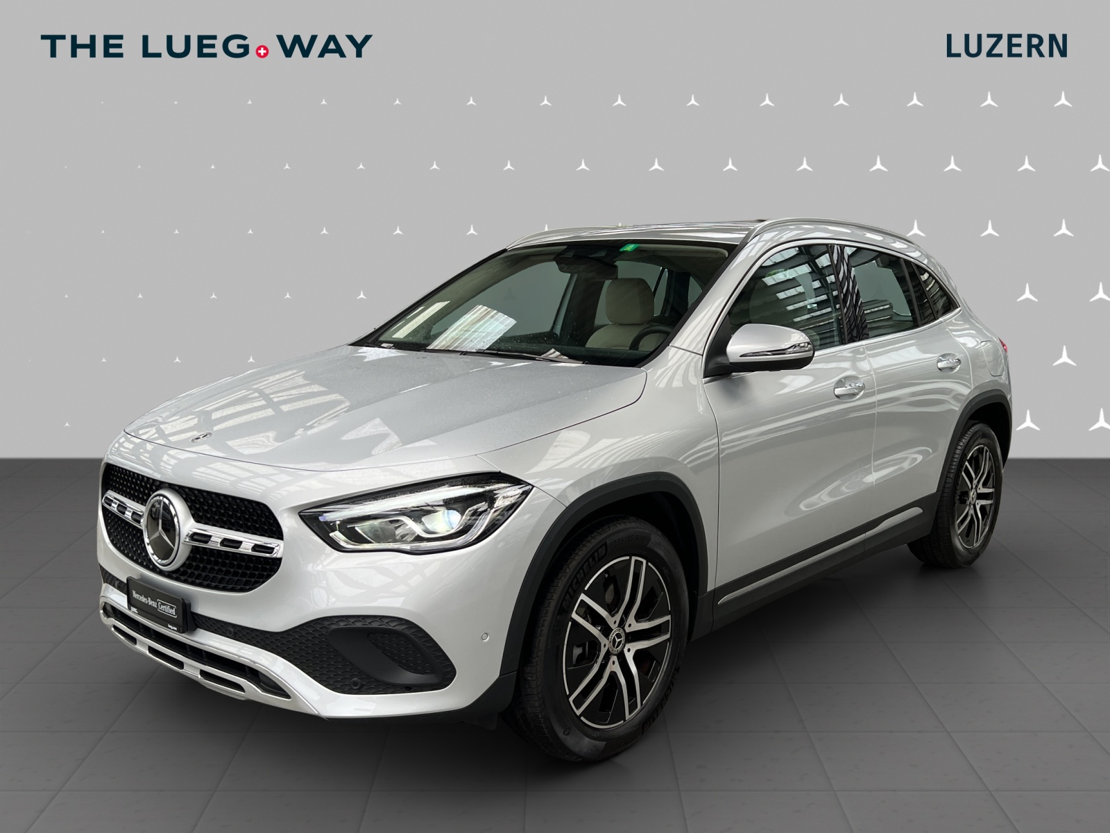 MERCEDES-BENZ GLA 250 4Matic Progressive 8G-DCT