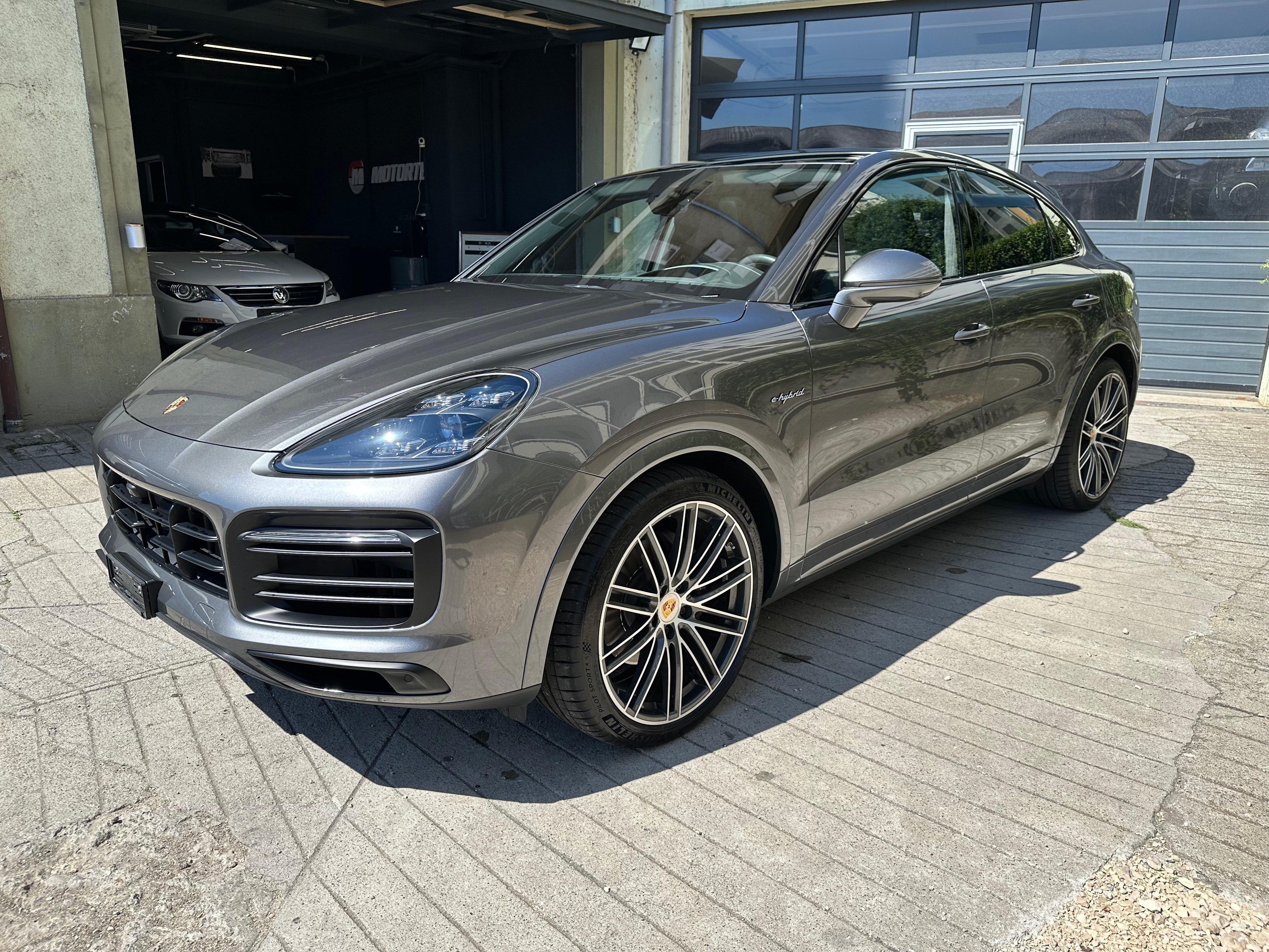 PORSCHE Cayenne Coupé E-Hybrid Garantie Porsche Approved 2025