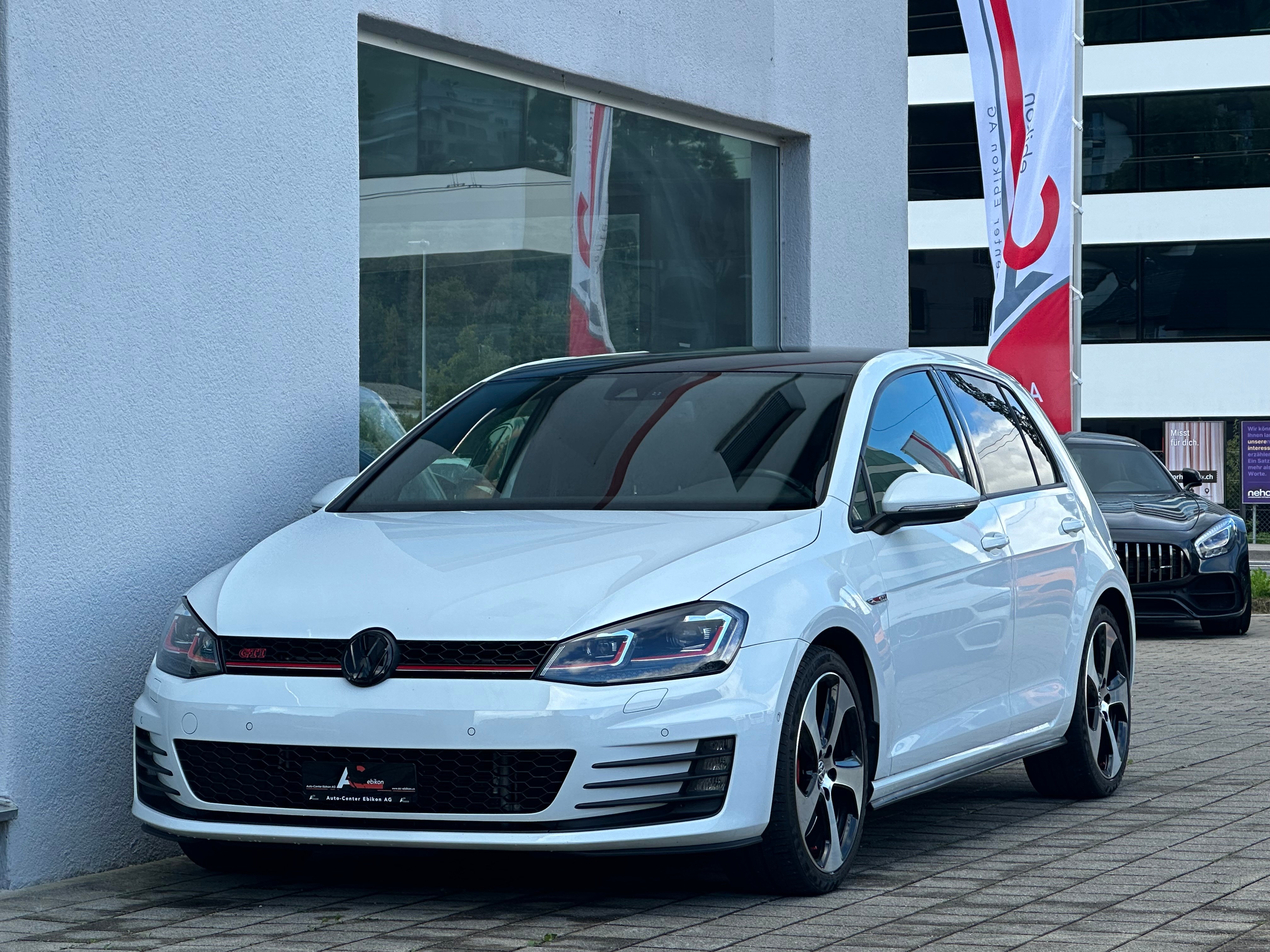 VW Golf 2.0 TSI GTI Performance DSG