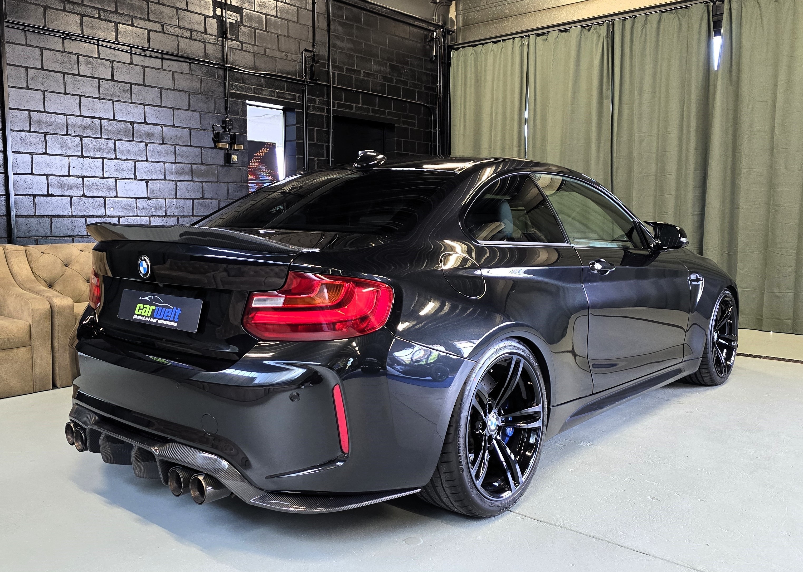 BMW M2 Drivelogic