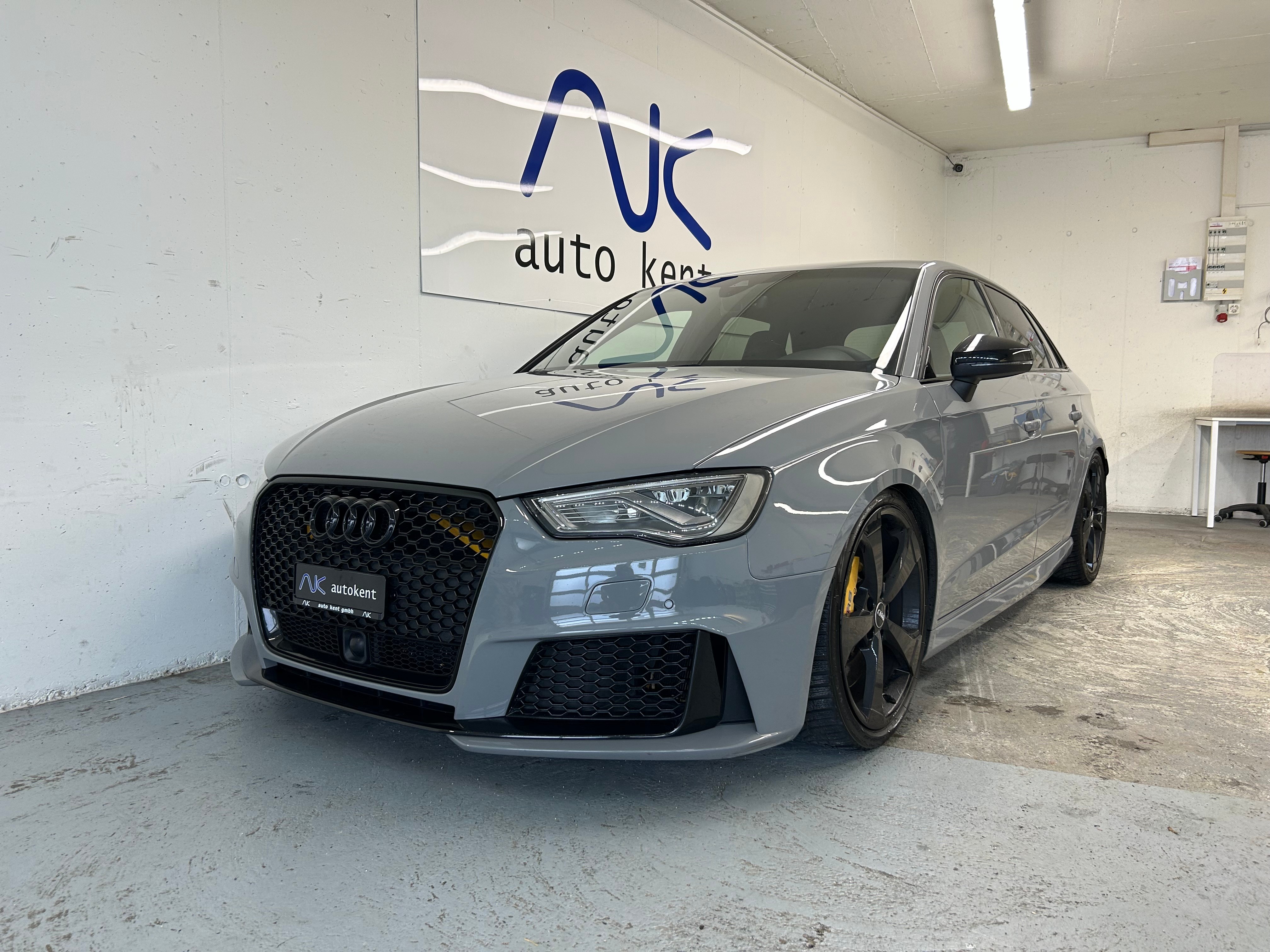 AUDI RS3 2.5 TSI quattro S-tronic Nardo