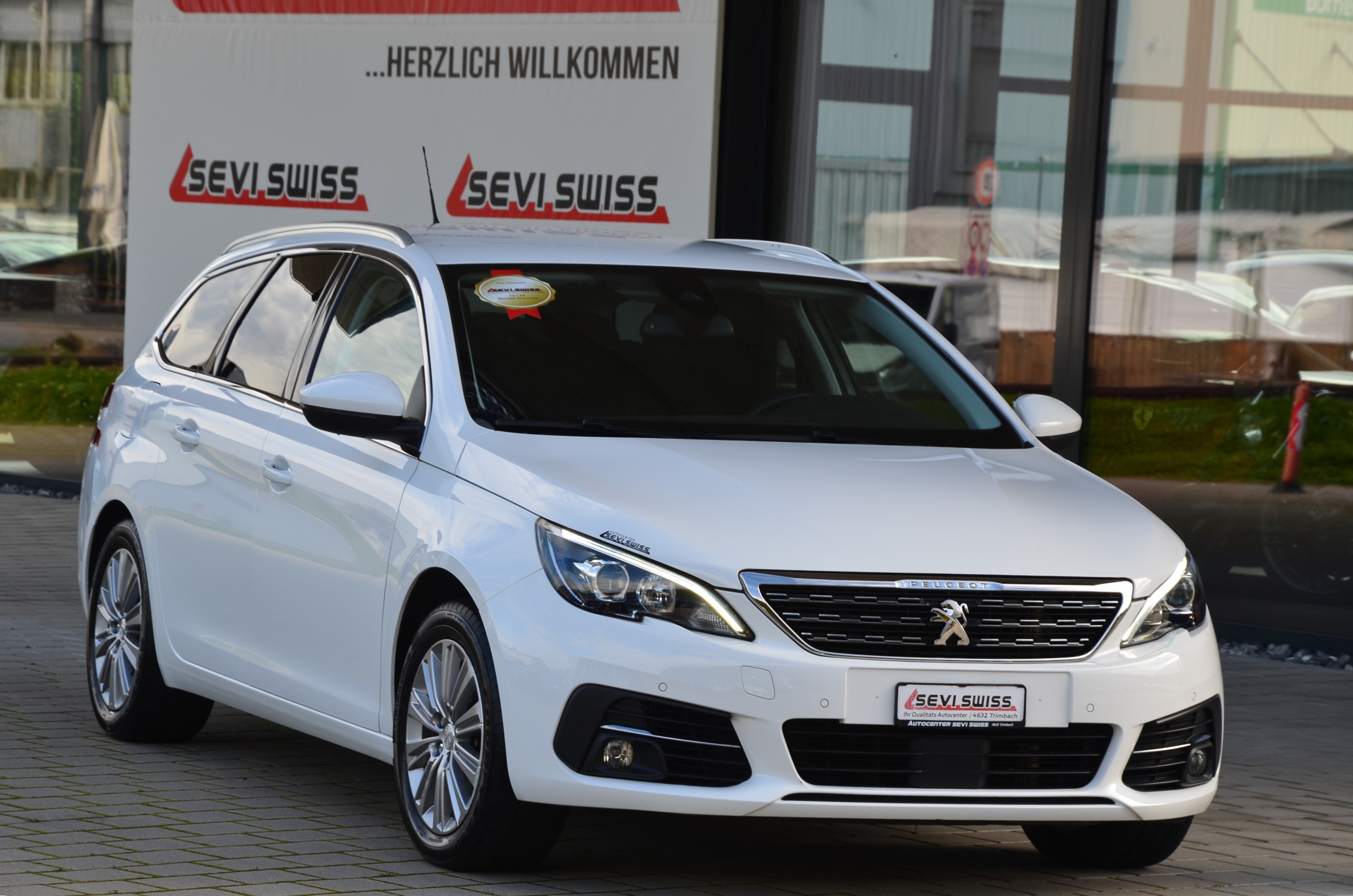 PEUGEOT 308 SW 1.2 Pure Tech Allure EAT8