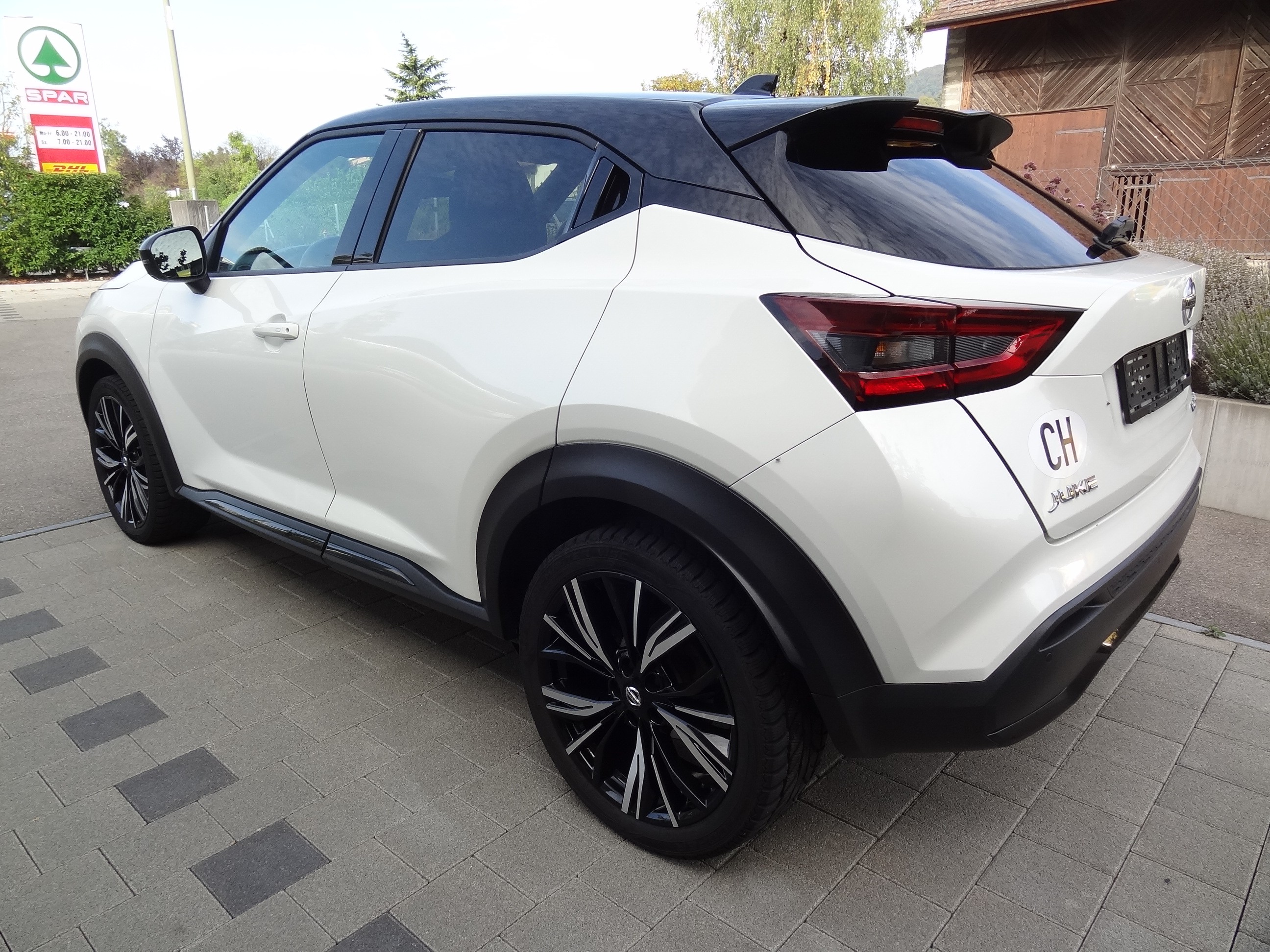 NISSAN Juke 1.0 DIG-T N-Design DCT