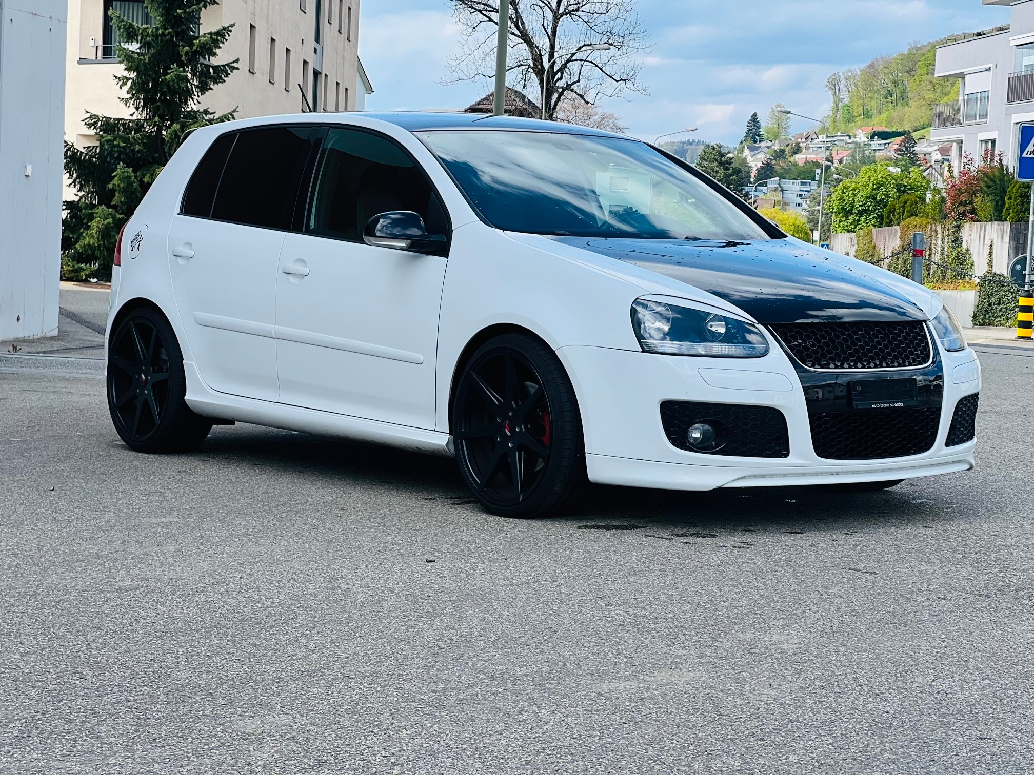 VW Golf 2.0 TFSI GTI Edition 30