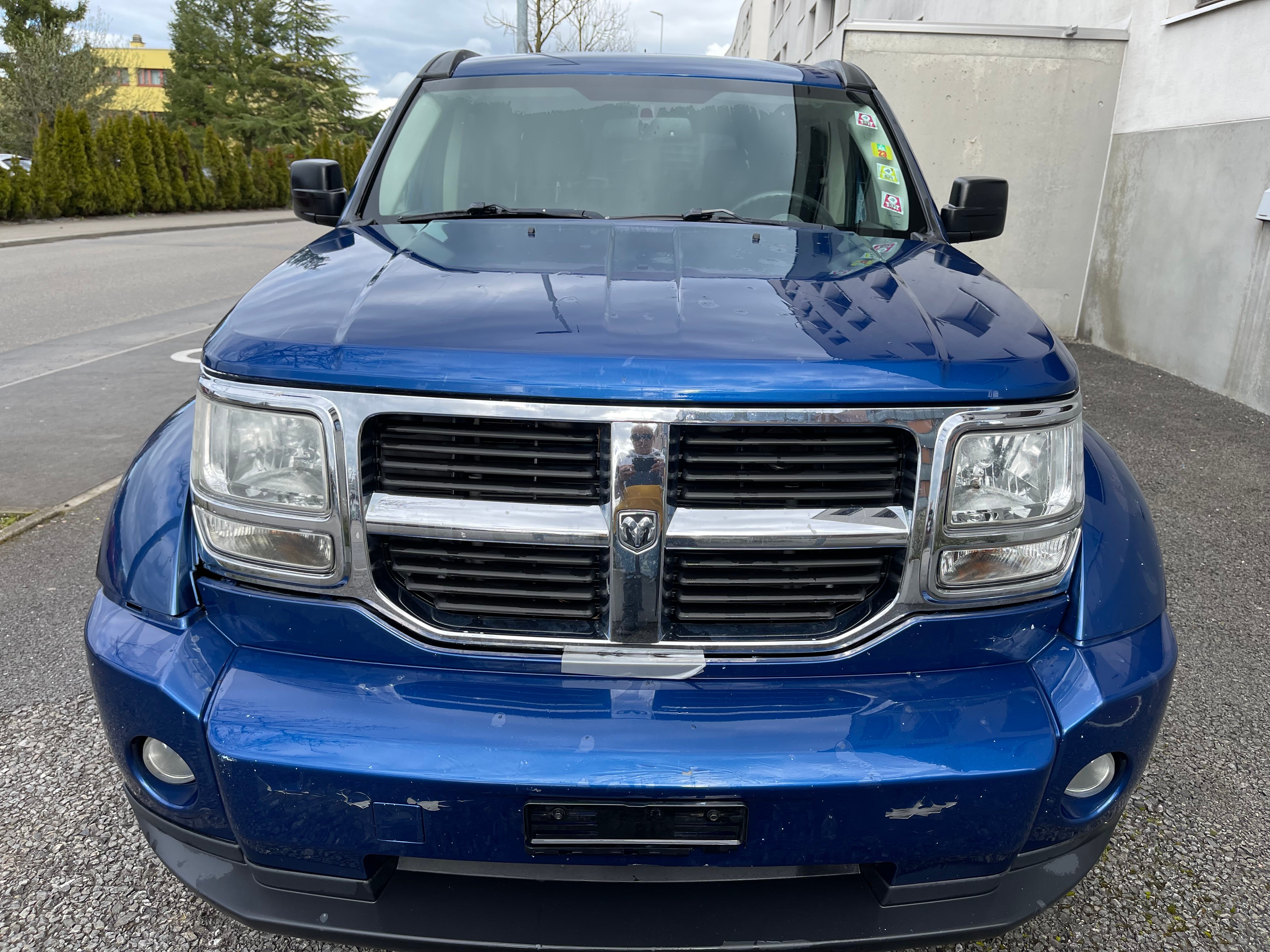 DODGE NITRO