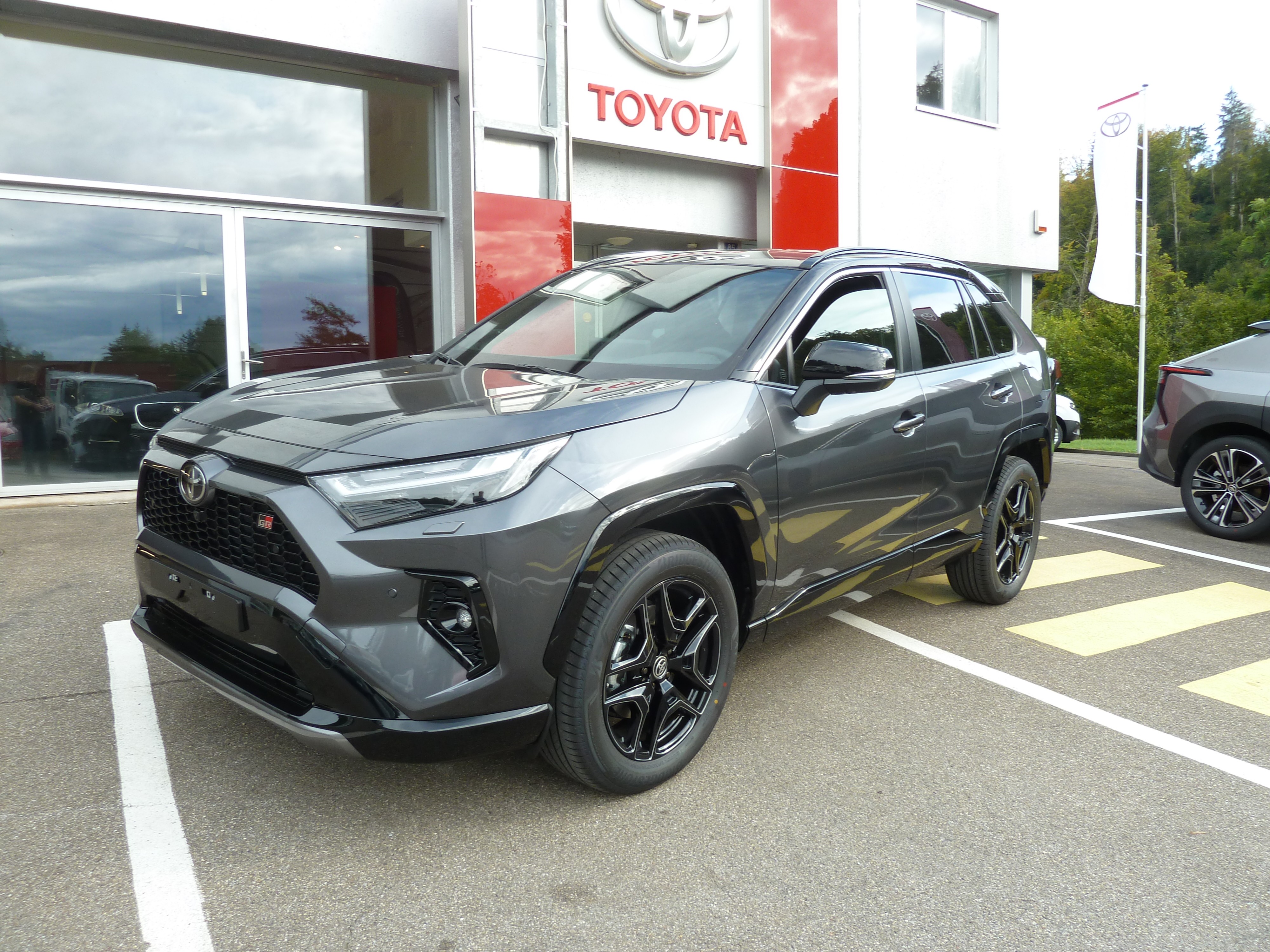 TOYOTA RAV-4 2.5 HSD GR Sport e-CVT 4WD