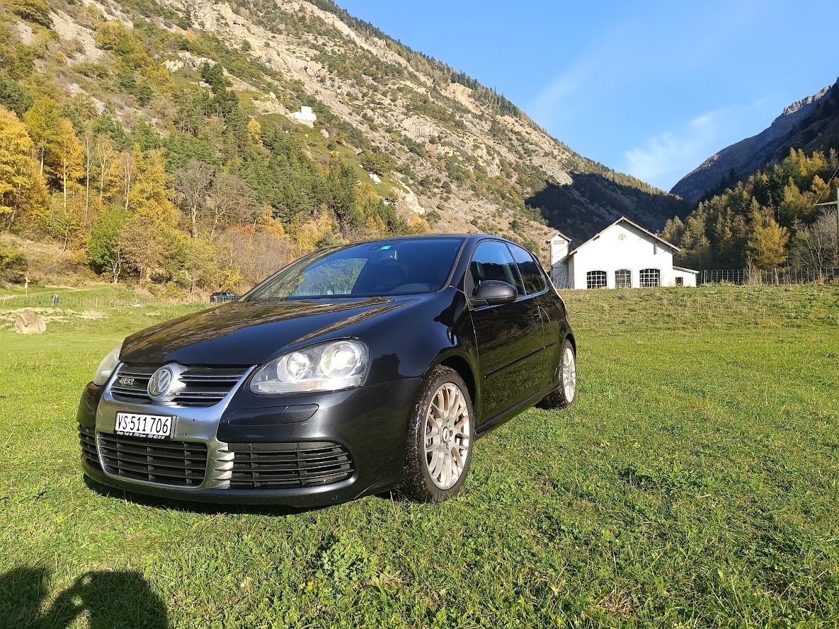 VW Golf R32 4Motion