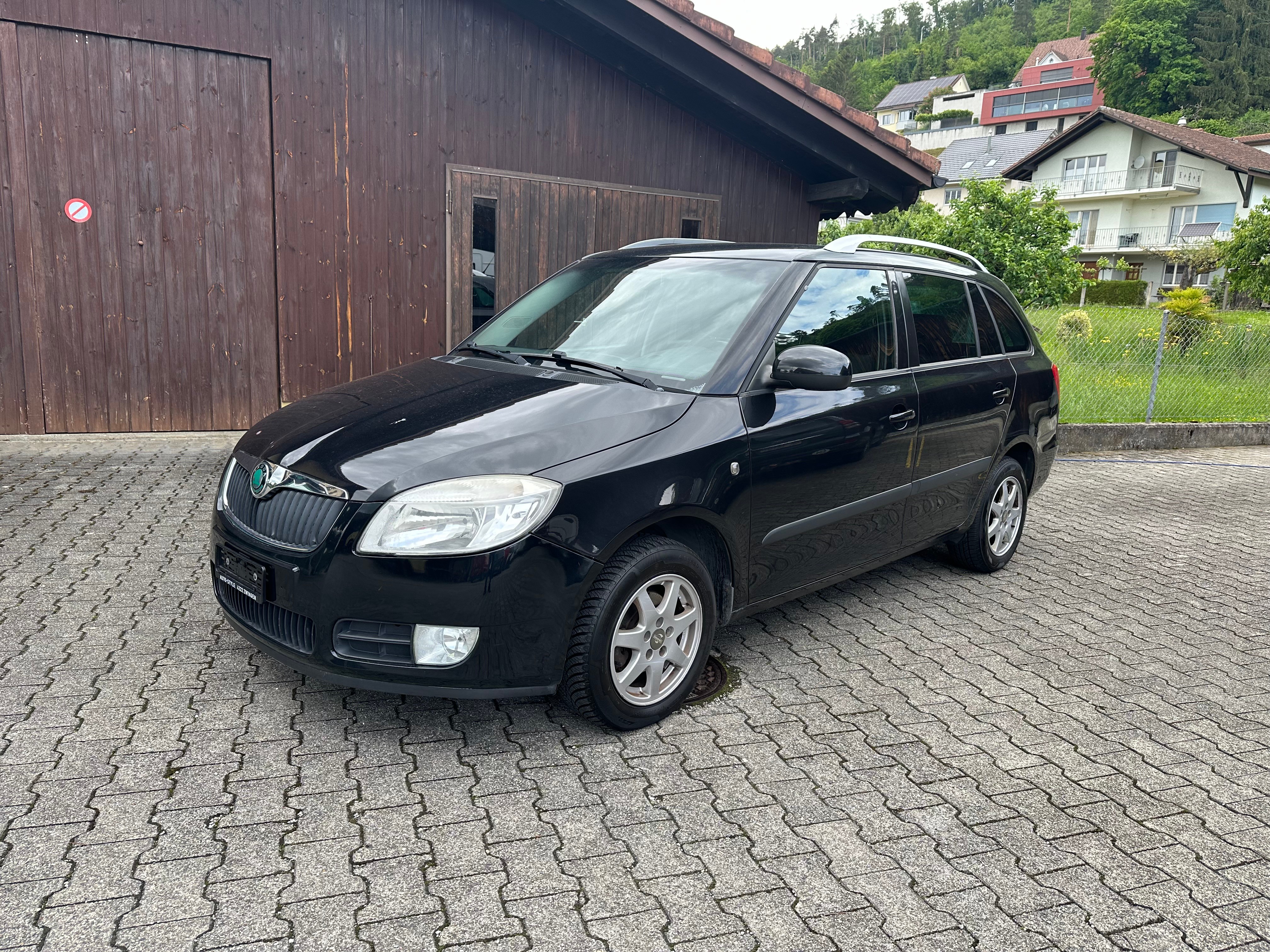 SKODA Fabia 1.6 Elegance Tiptronic