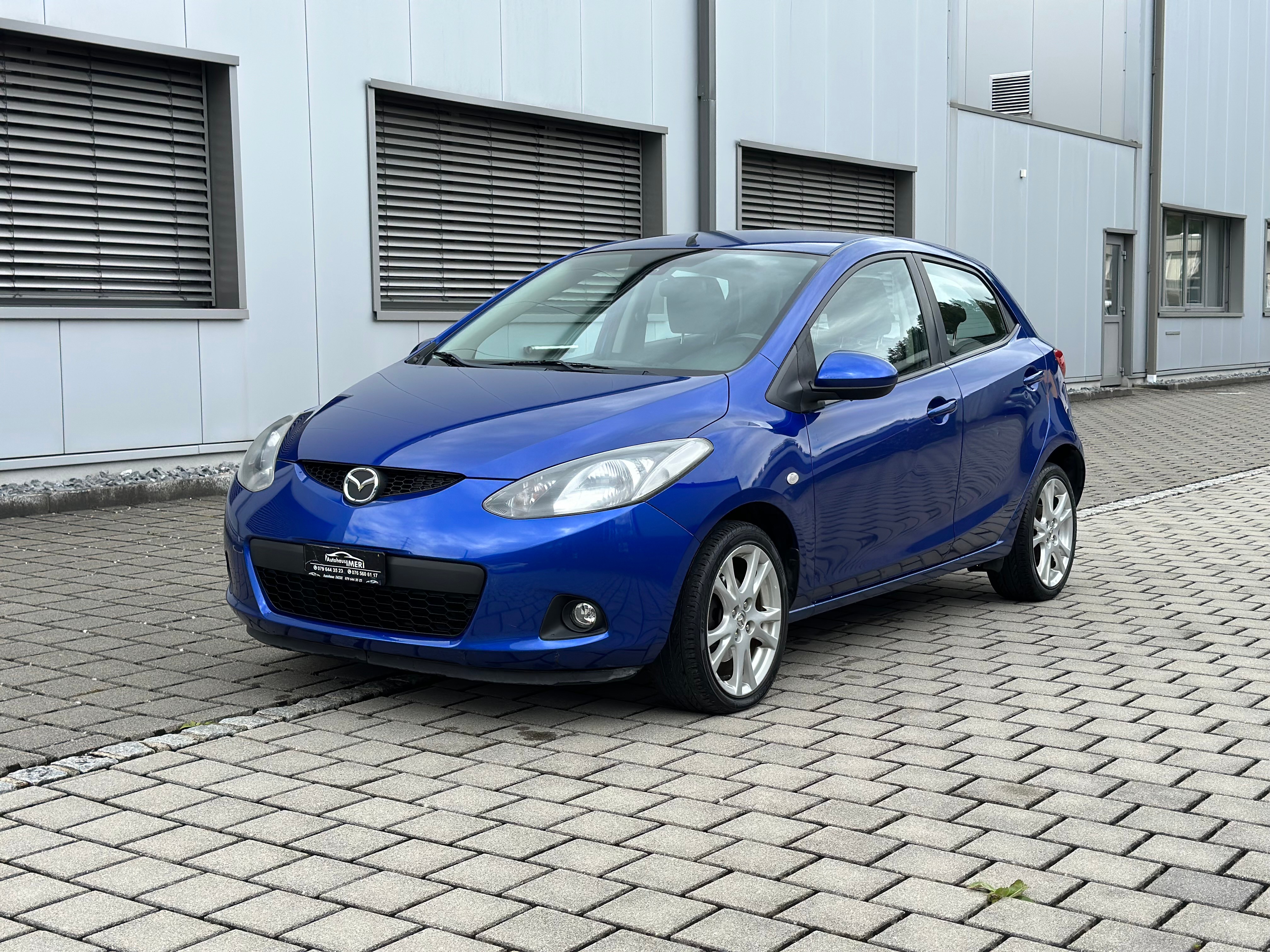 MAZDA 2 1.3i 16V Exclusive