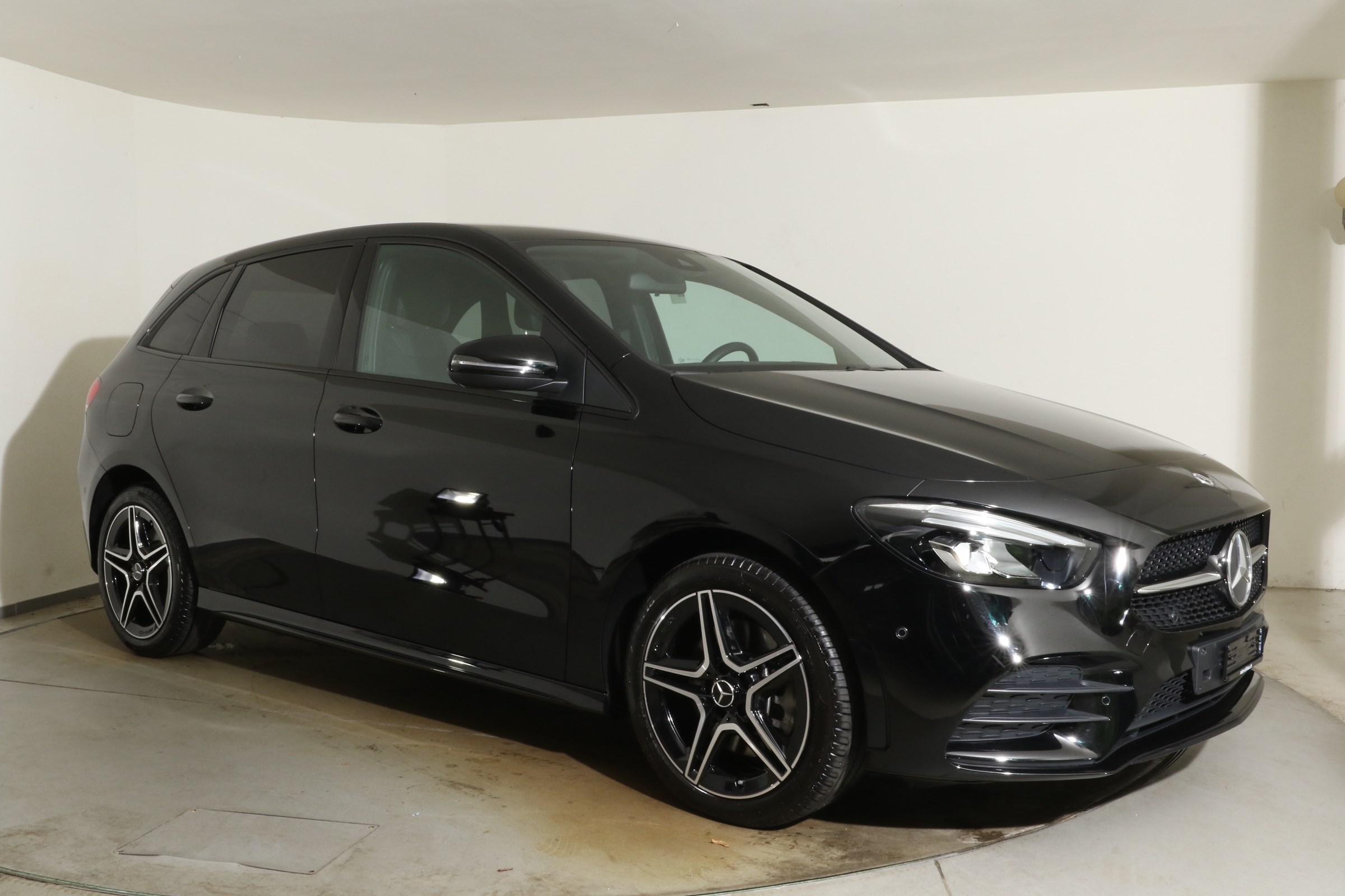 MERCEDES-BENZ B 250 e AMG Edition 8G-DCT Night