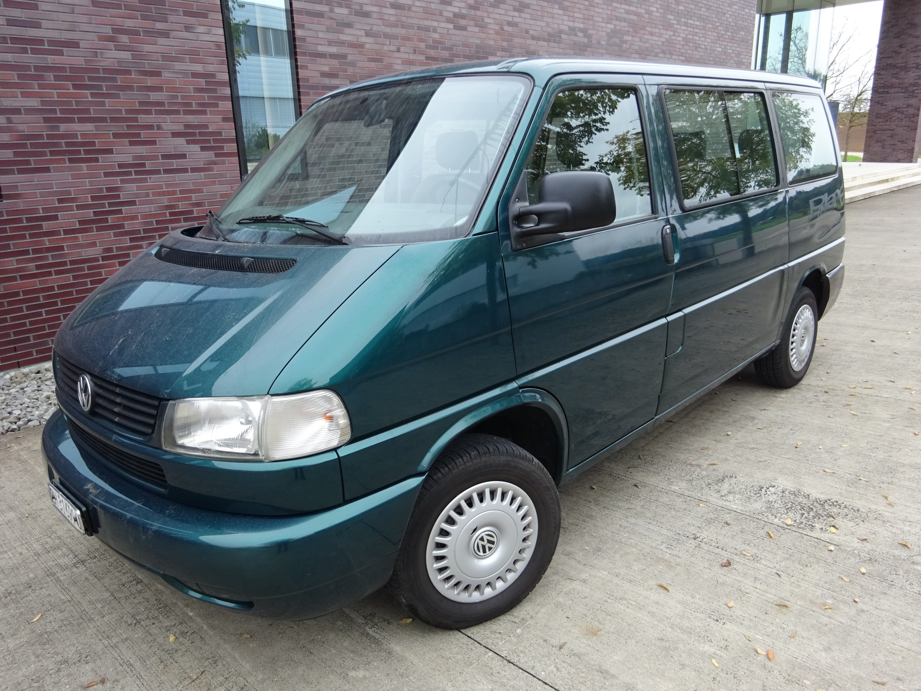 VW T4 2.5-CARAVELLE AUTOMAT MFK 8.2024