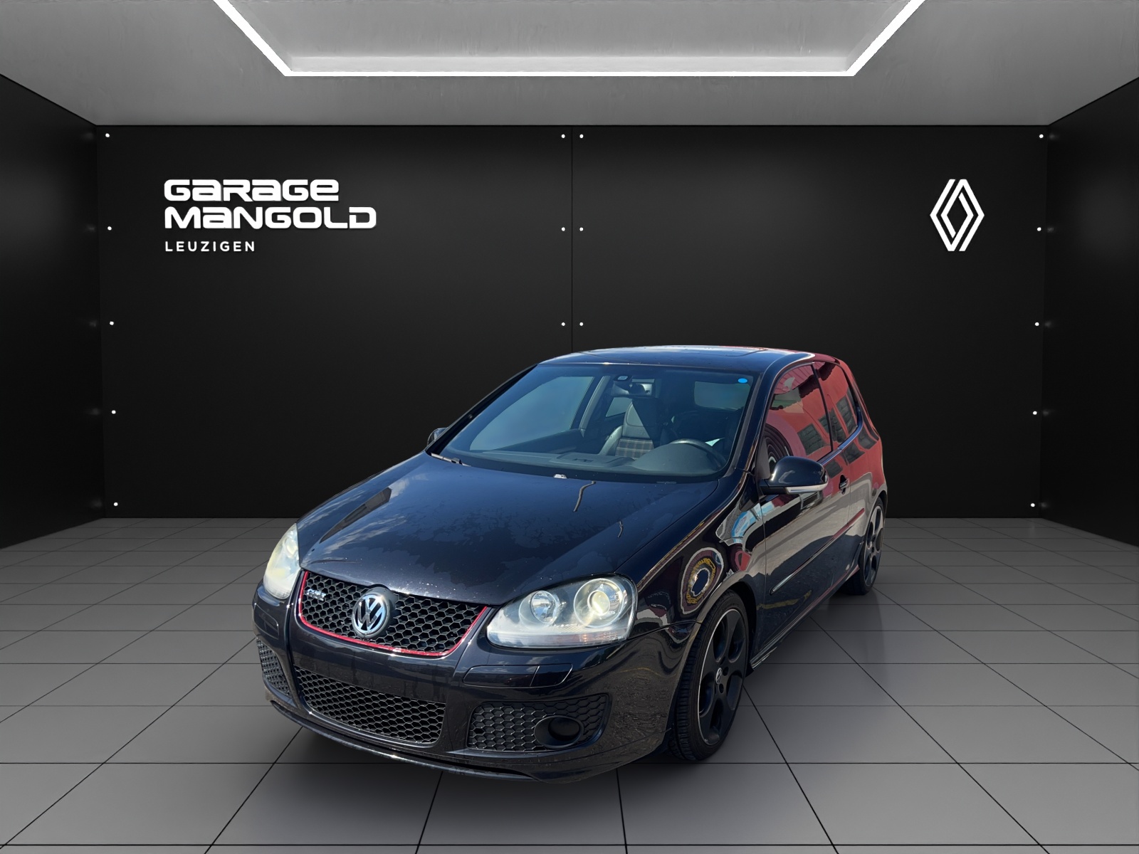 VW Golf 2.0 TFSI GTI Edition 30