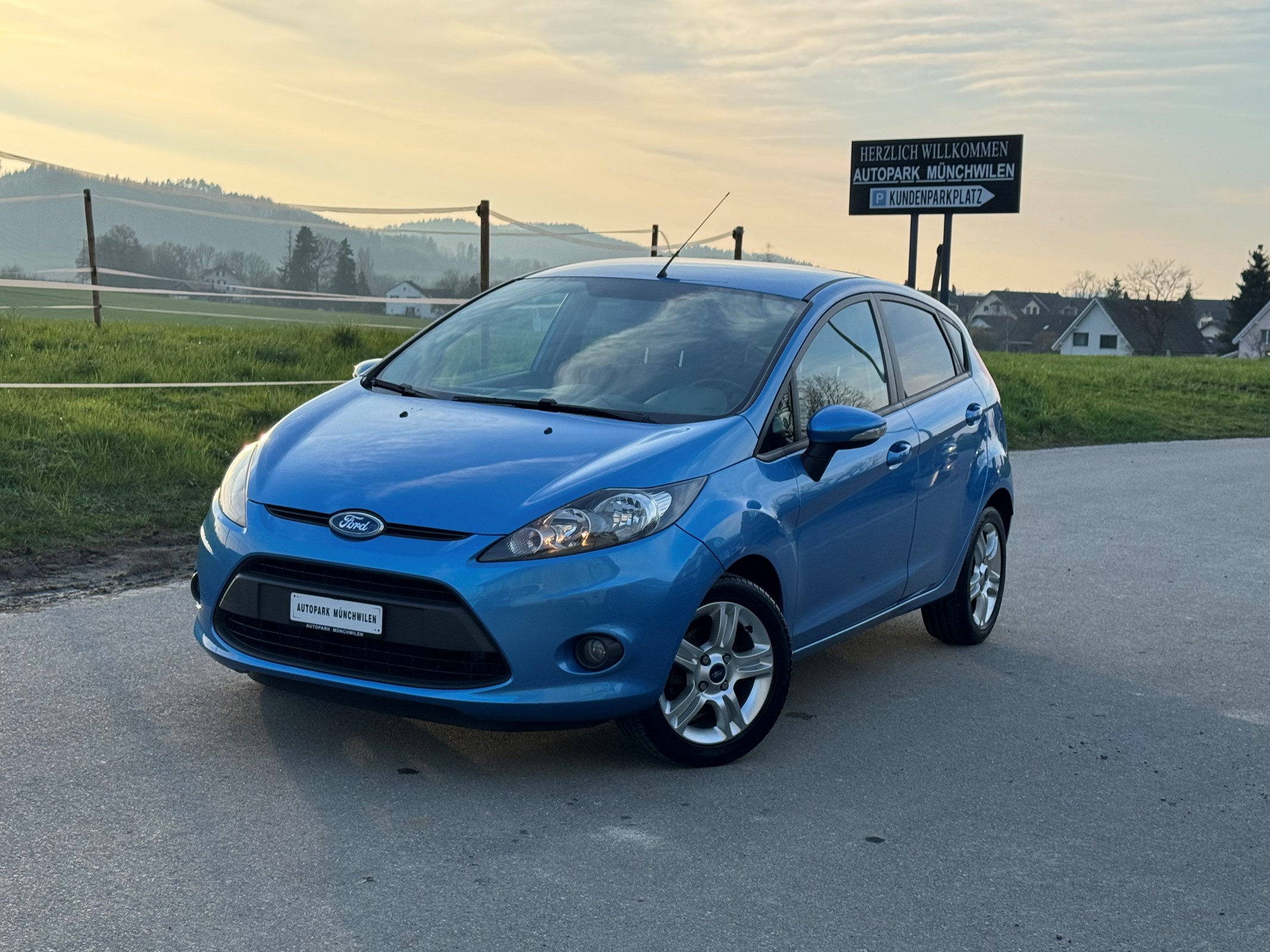 FORD Fiesta 1.4 16V Trend