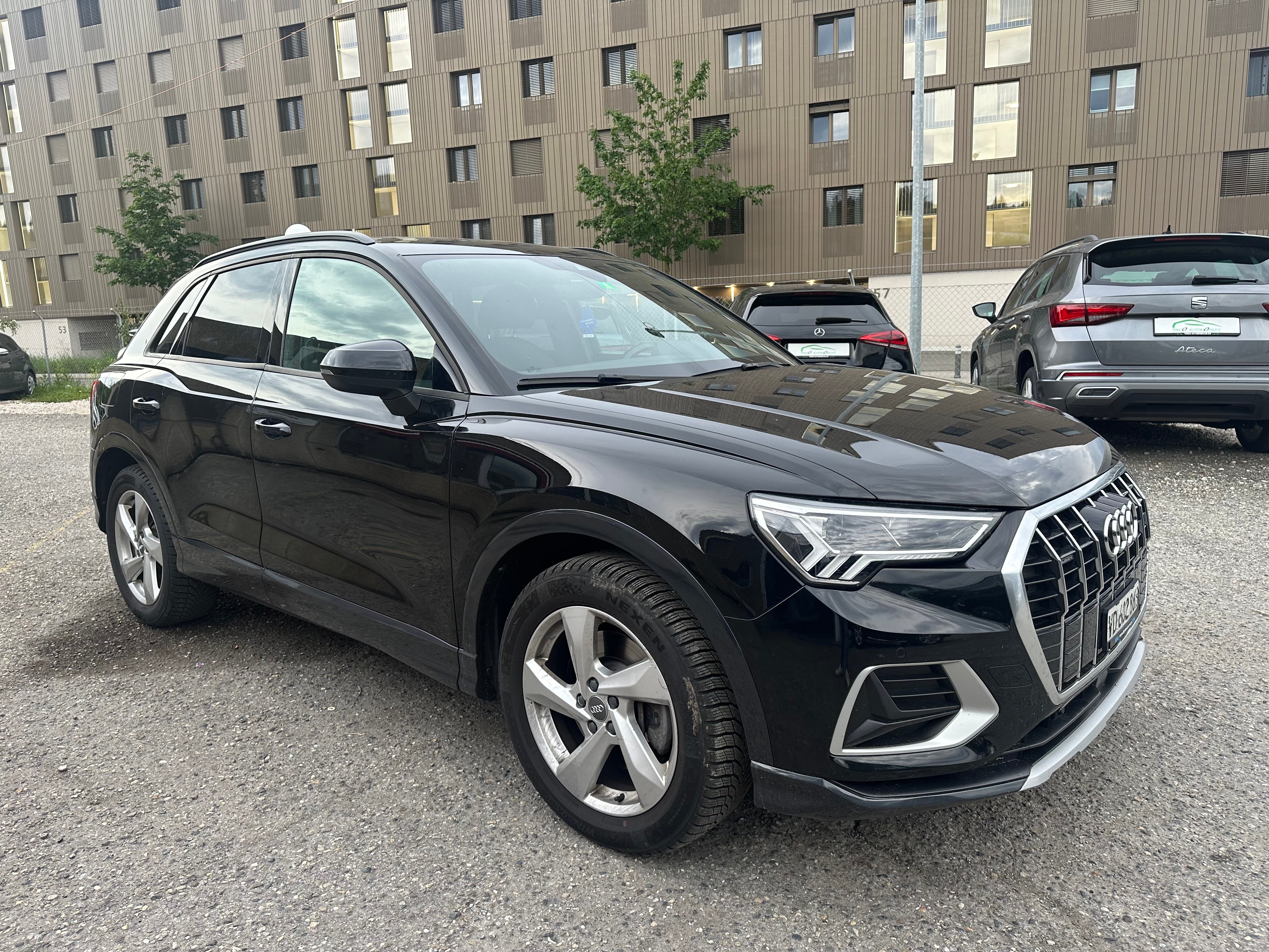 AUDI Q3 40 TFSI quattro S-tronic