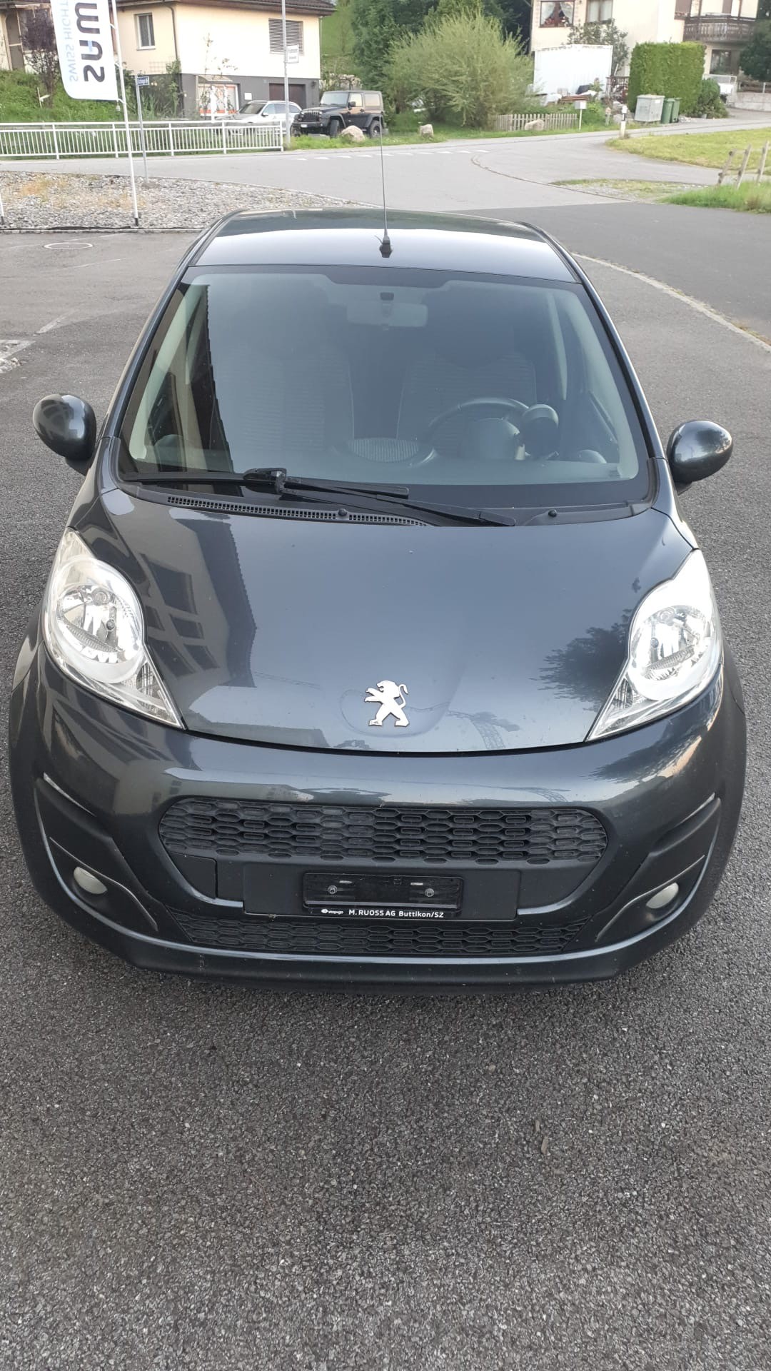 PEUGEOT 107 1.0 Swiss Edition