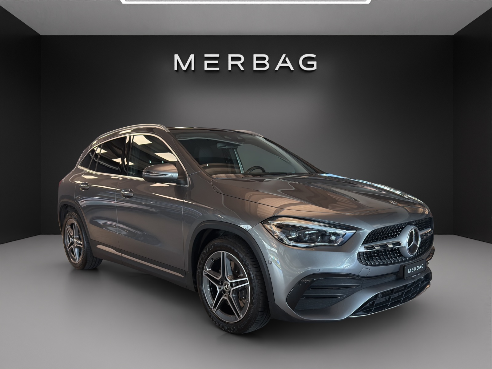 MERCEDES-BENZ GLA 250 AMG Line 4Matic