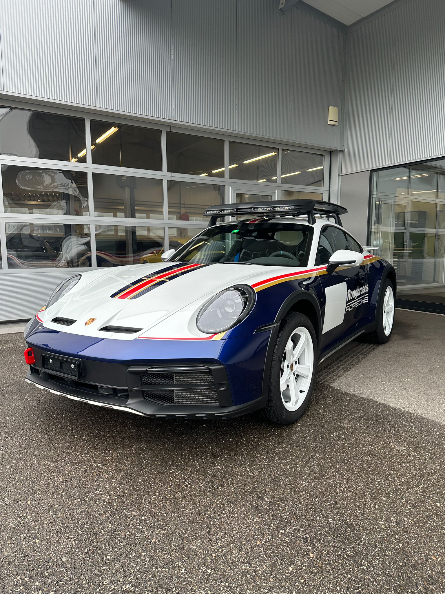 PORSCHE 911 Carrera Dakar PDK